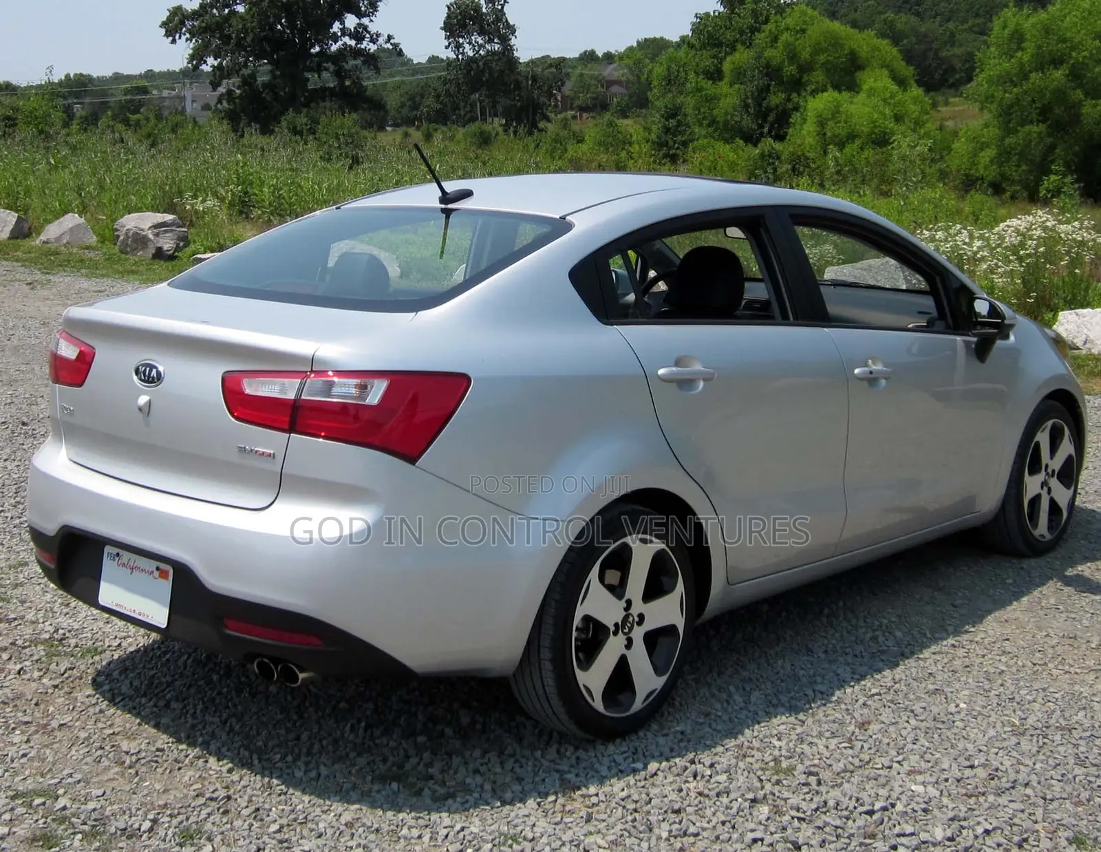 Kia Rio/2014 Tail Light Salon