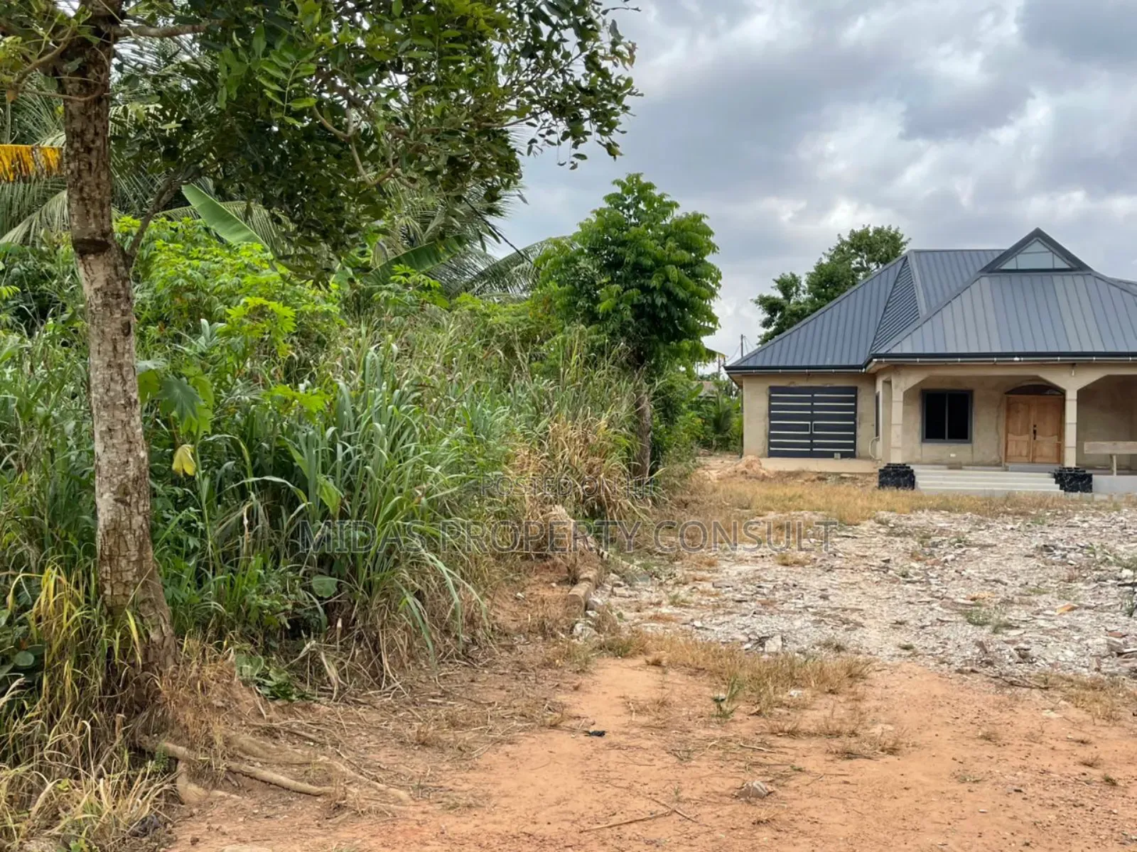 6 Plots for Sale at Ayim Near Ashesi University