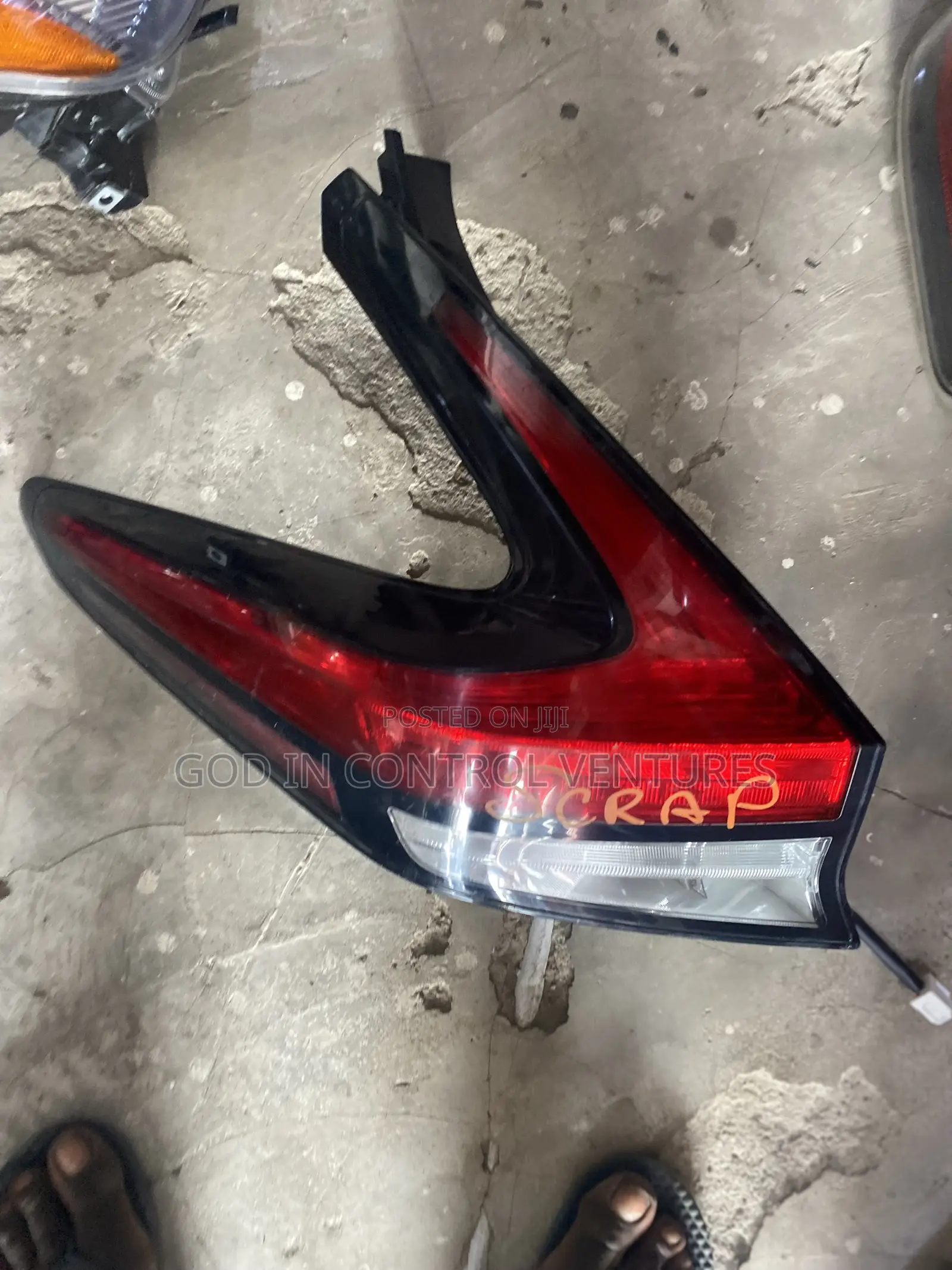 Nissan Leaf 2019 Tail Light