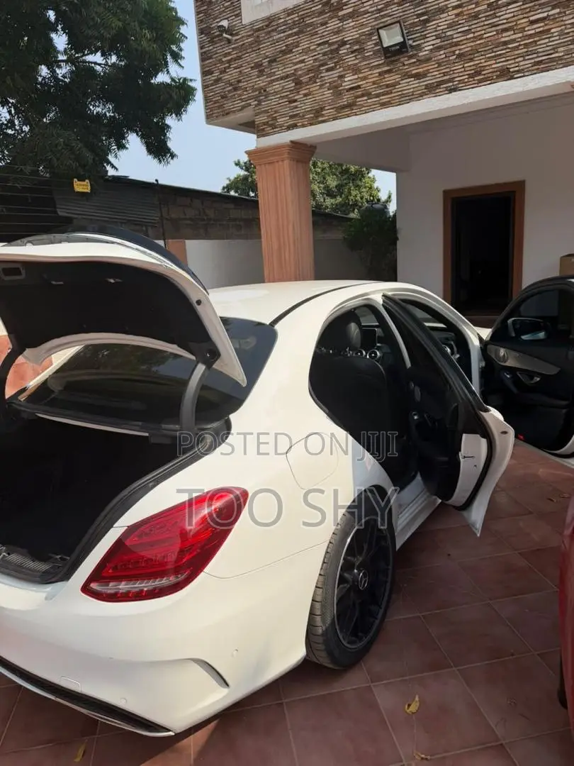 Mercedes-Benz C400 2016 White