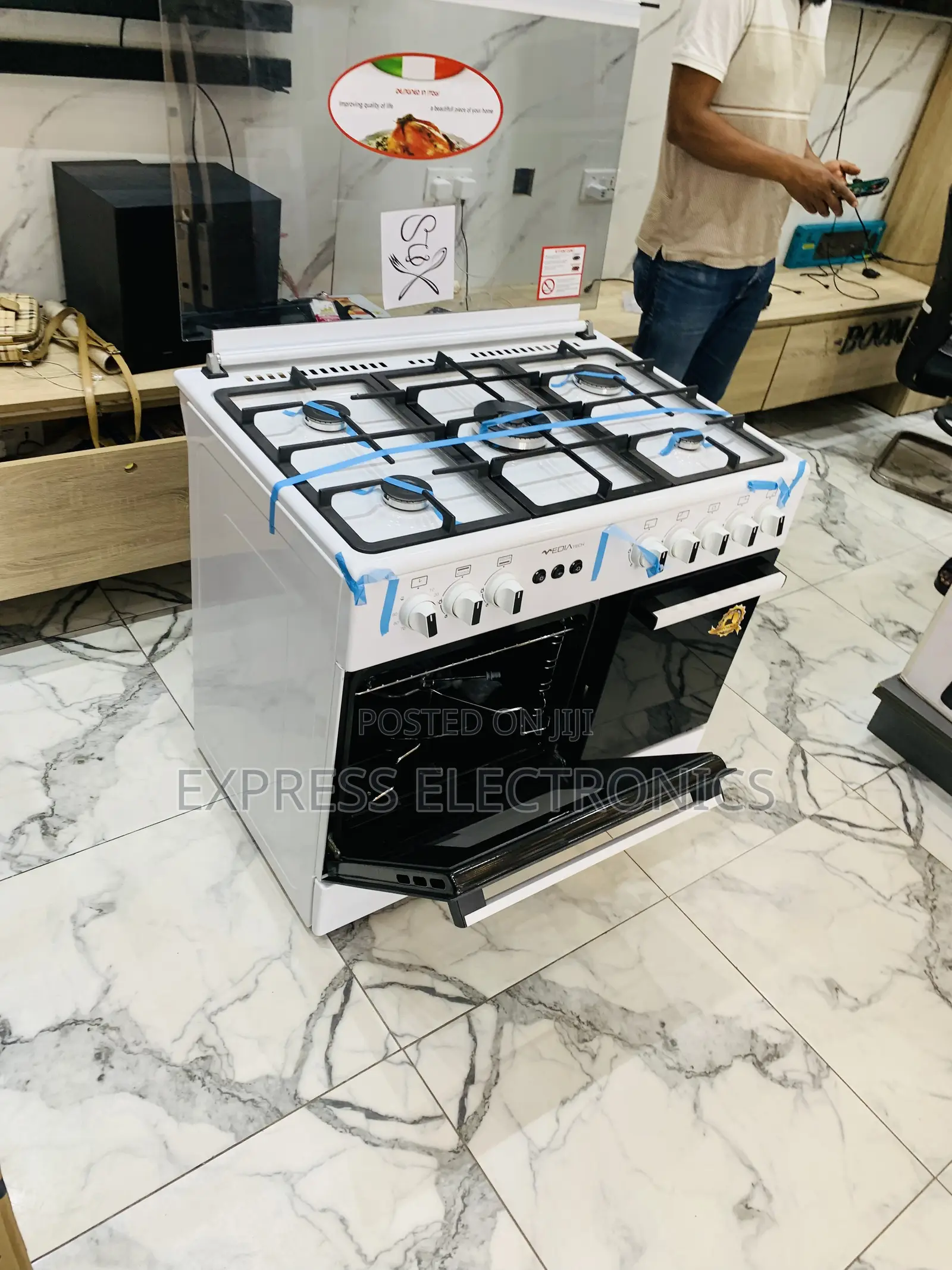 Newly Sealed in Box Gas Cooker Oven White 5burner 60/90 Midea Tech