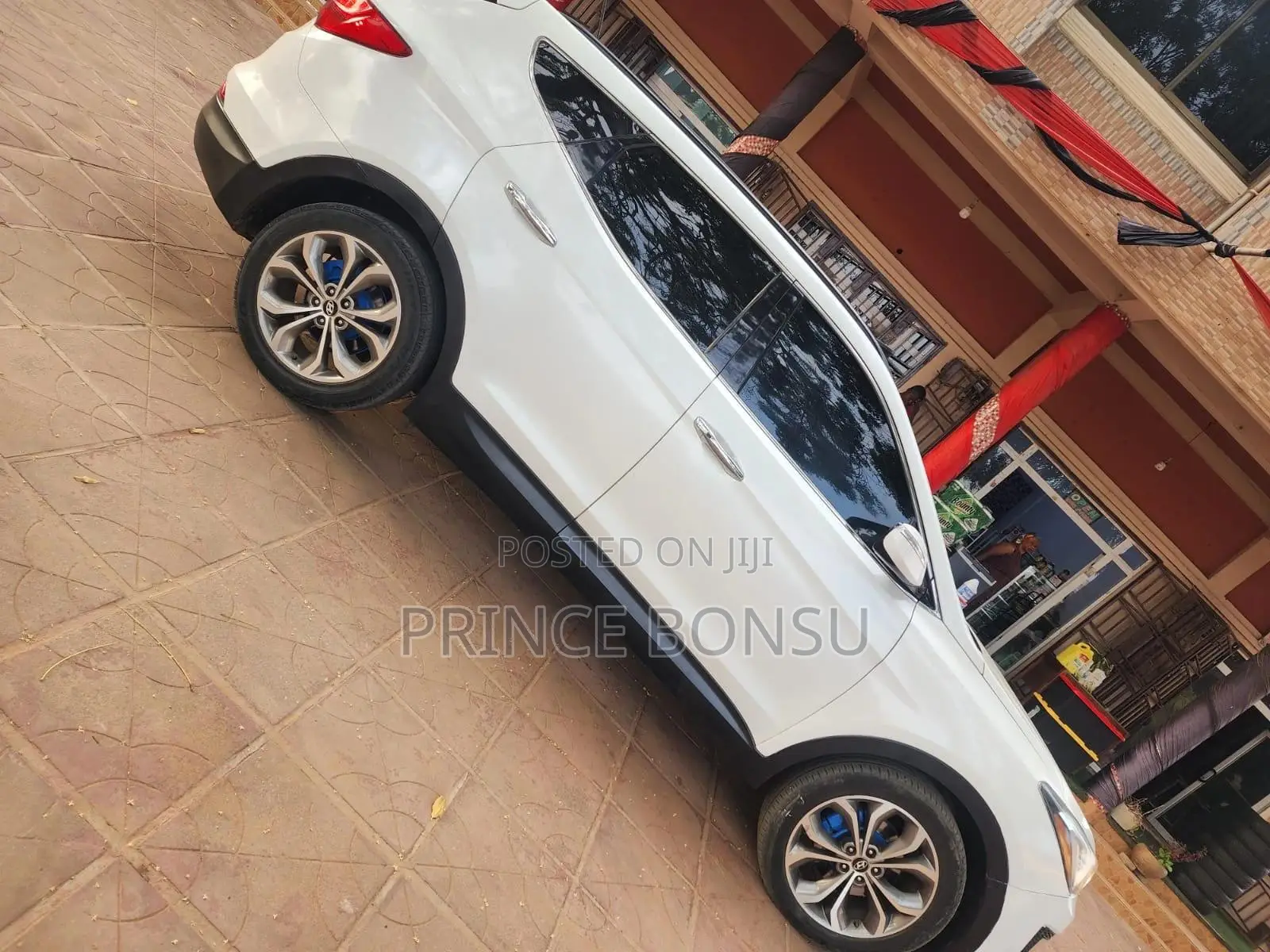 Hyundai Santa Fe 2016 White