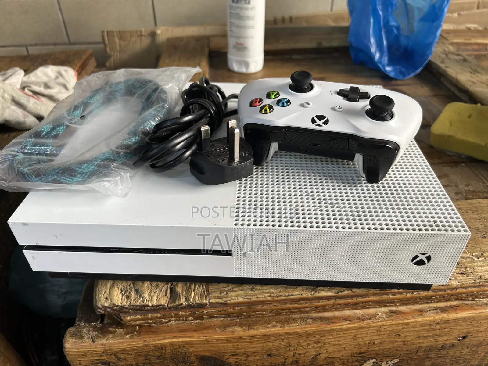 Xbox One S With 5games