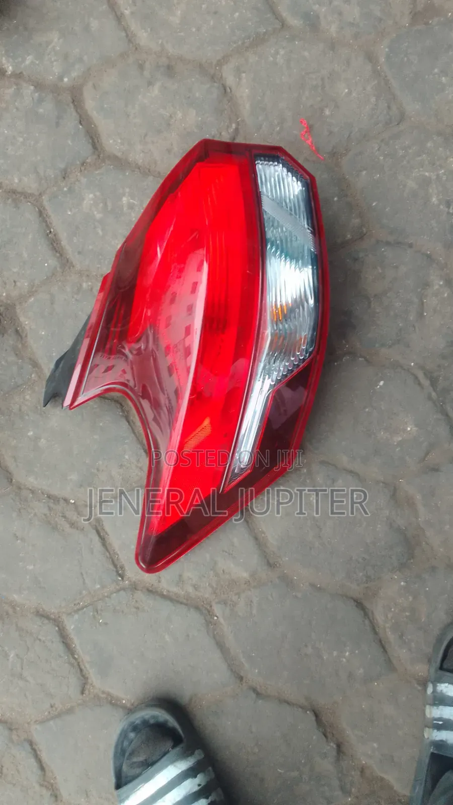 Nissan Kicks 2015,2016,2017,2018 Tail Light Left Available.