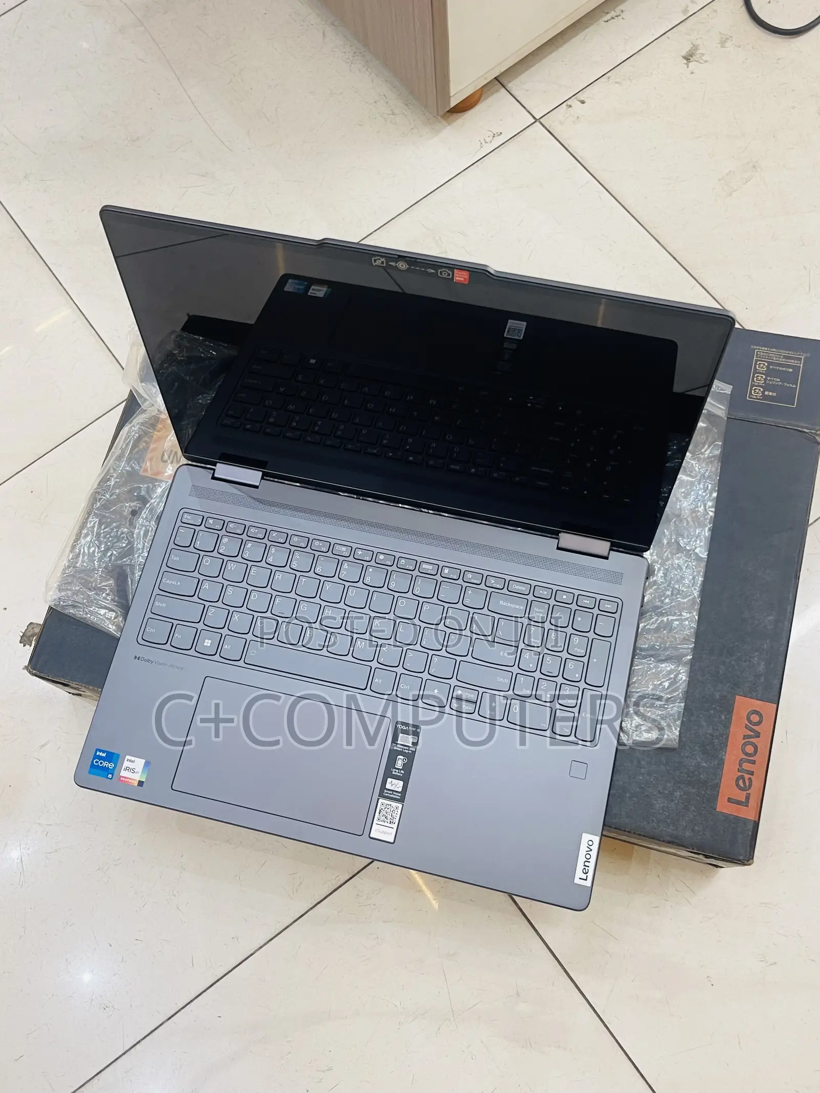 New Laptop Lenovo Yoga 7i 8GB Intel Core i5 SSD 512GB