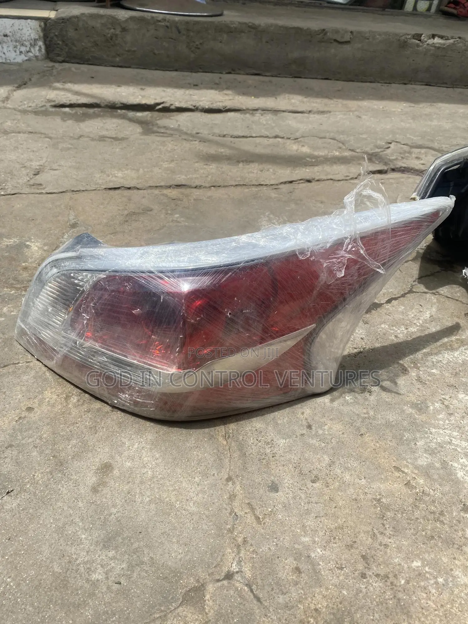Nissan Altima 2014 Tail Light