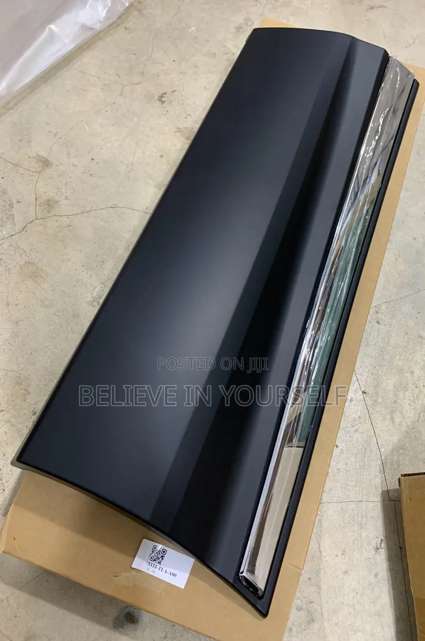 Honda CRV 2017 2018 2019/ 2022 Door Moulding - Chrome Type or Shining