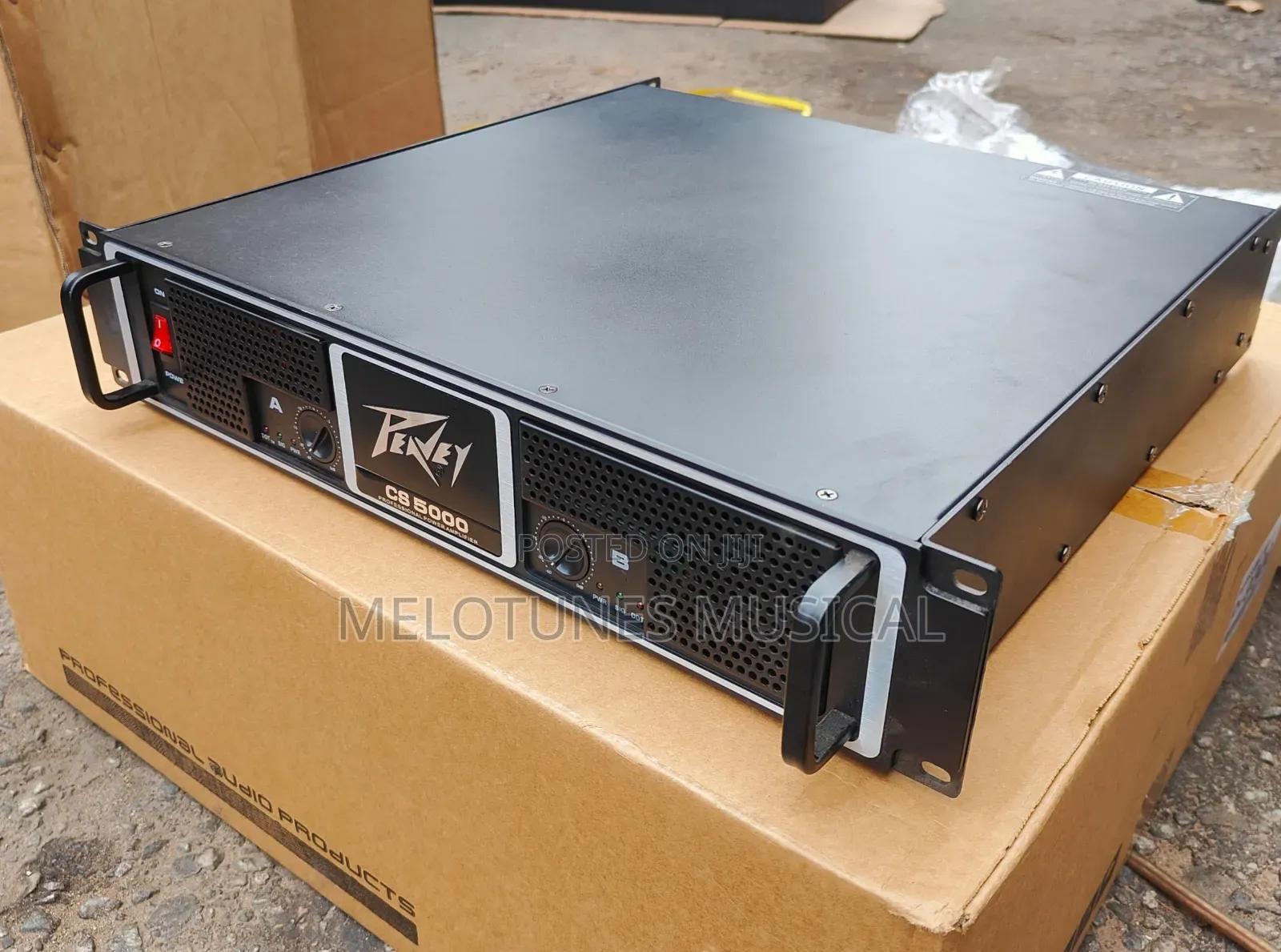 Peavey Cs 5000 Professional Power Amplifier.