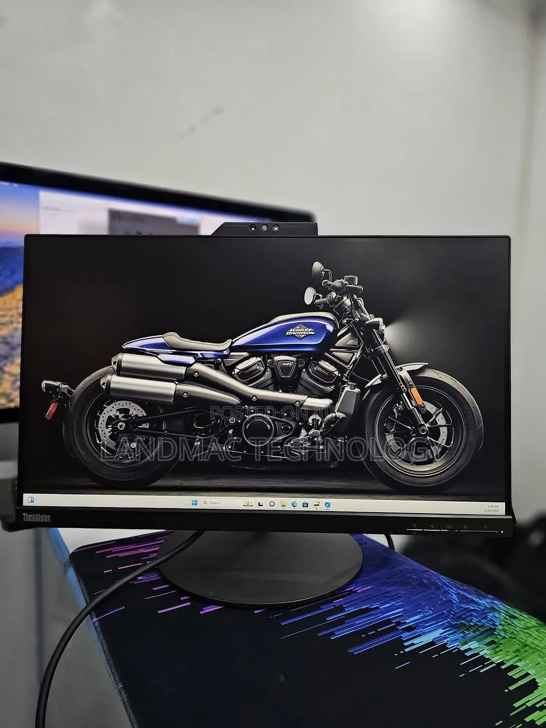 Lenovo Monitor 23 Inch Ips Full Hd Rotate Stand