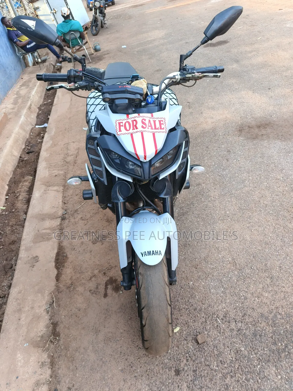 Yamaha 2018 White