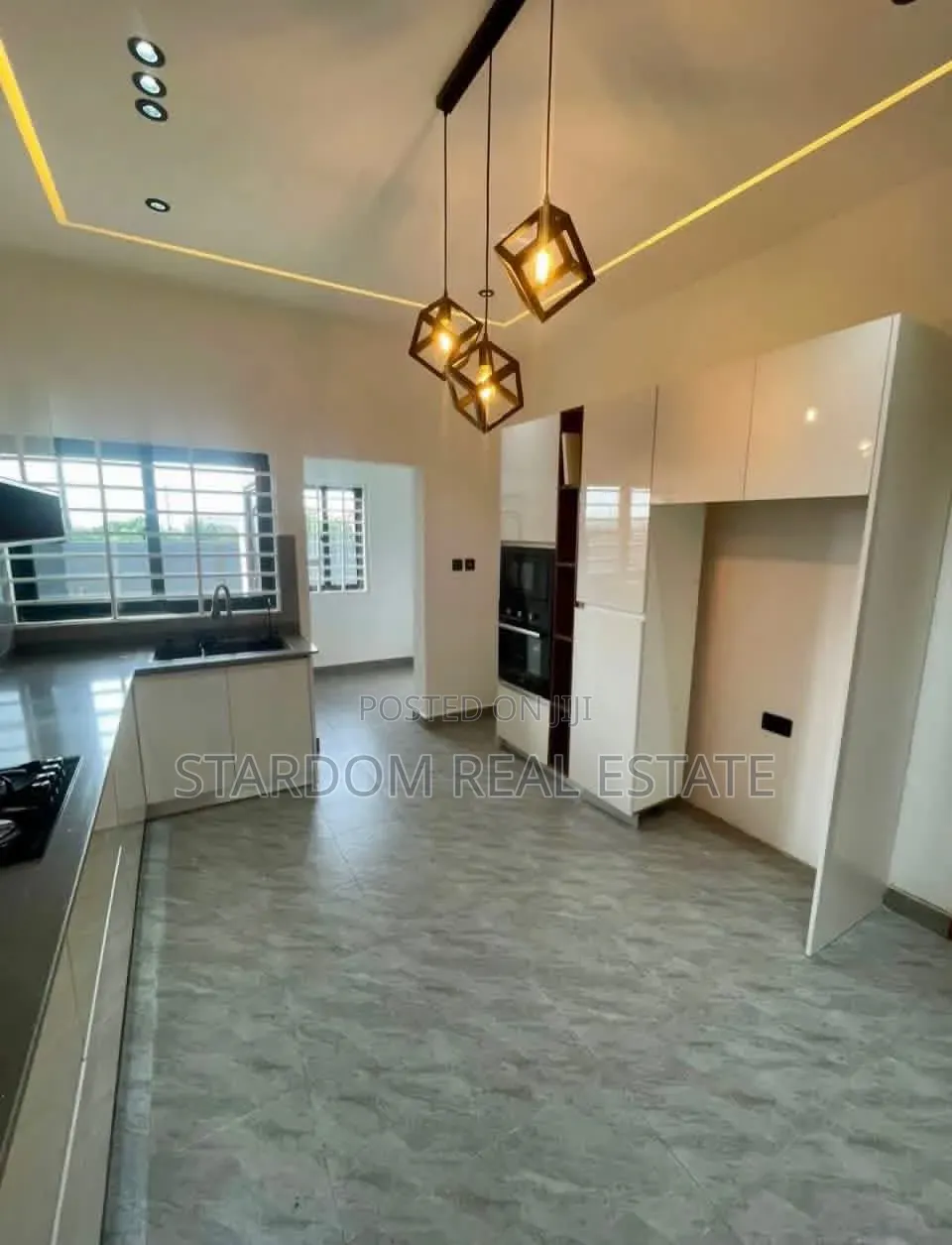 4bdrm Duplex in Ayi Mensah, Oyarifa Mall Area for sale