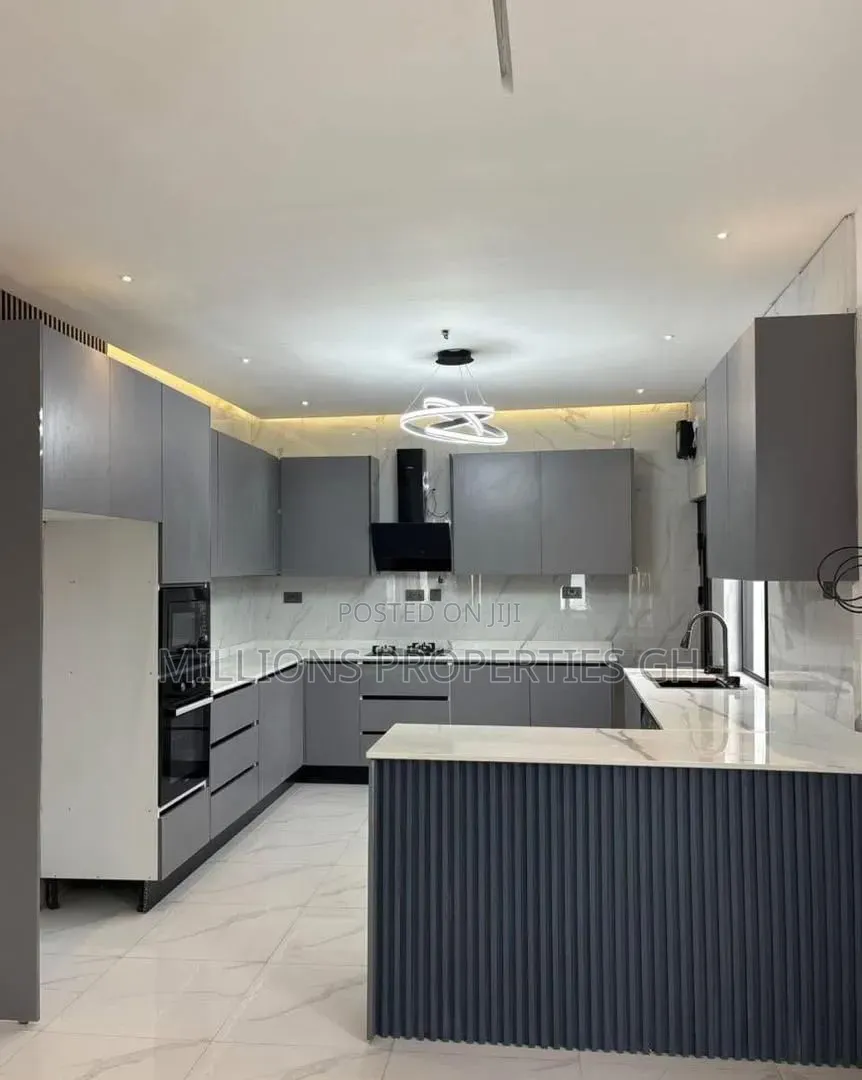 3bdrm House in Millions Properties, Accra Metropolitan for sale