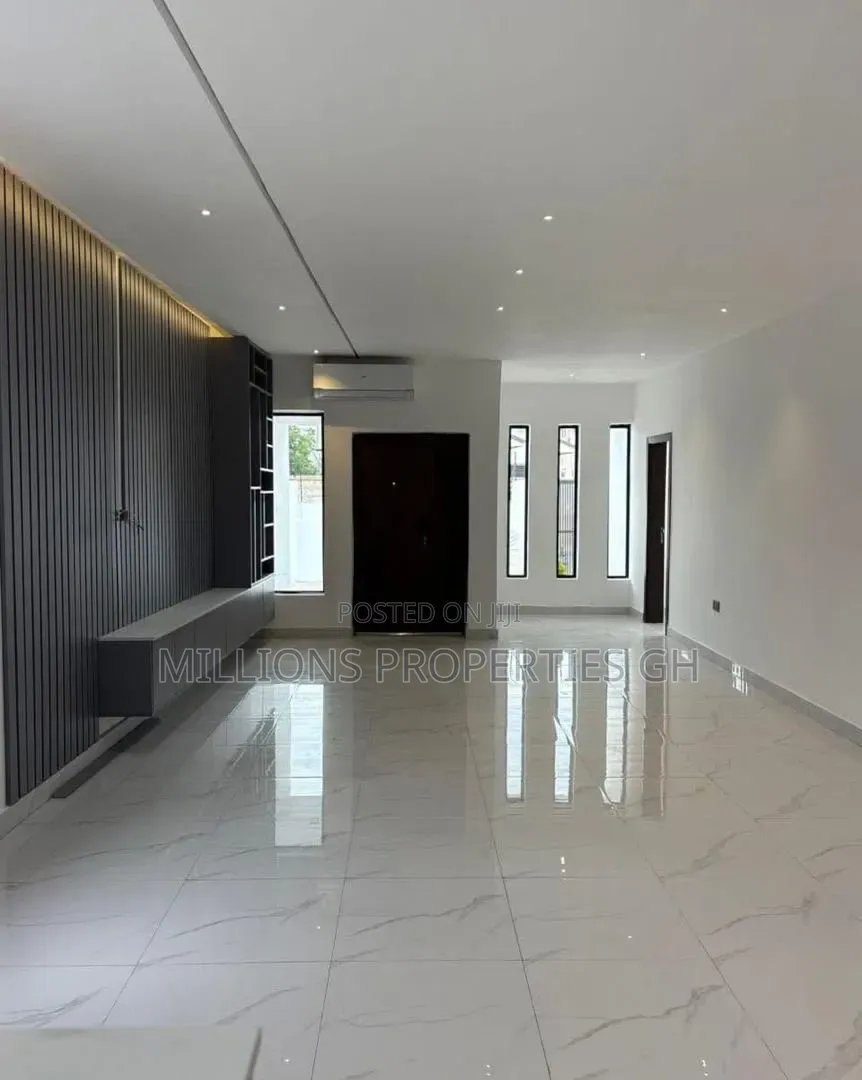 3bdrm House in Millions Properties, Accra Metropolitan for sale
