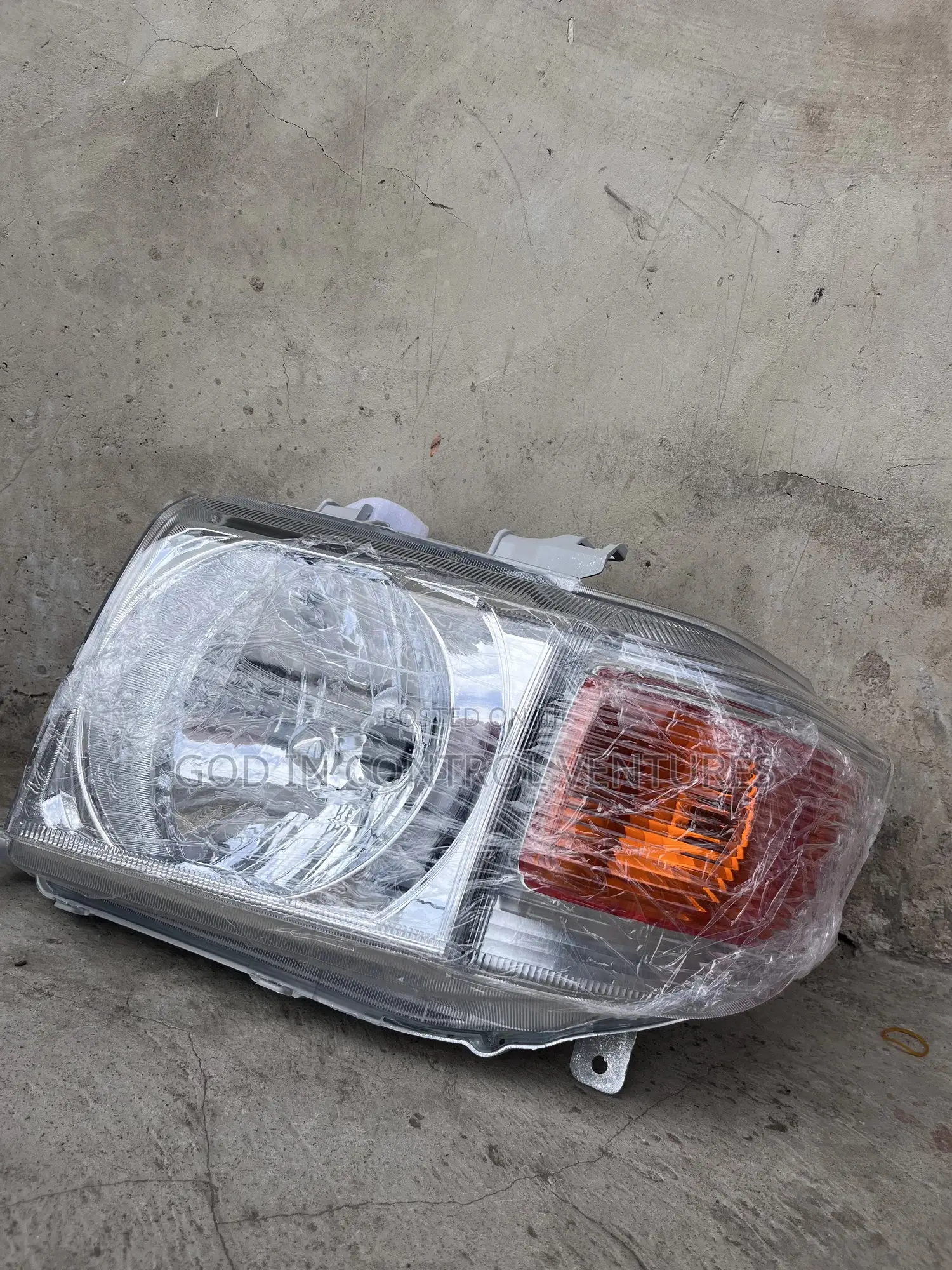 Land Cruiser Fj 70 Headlight Pair