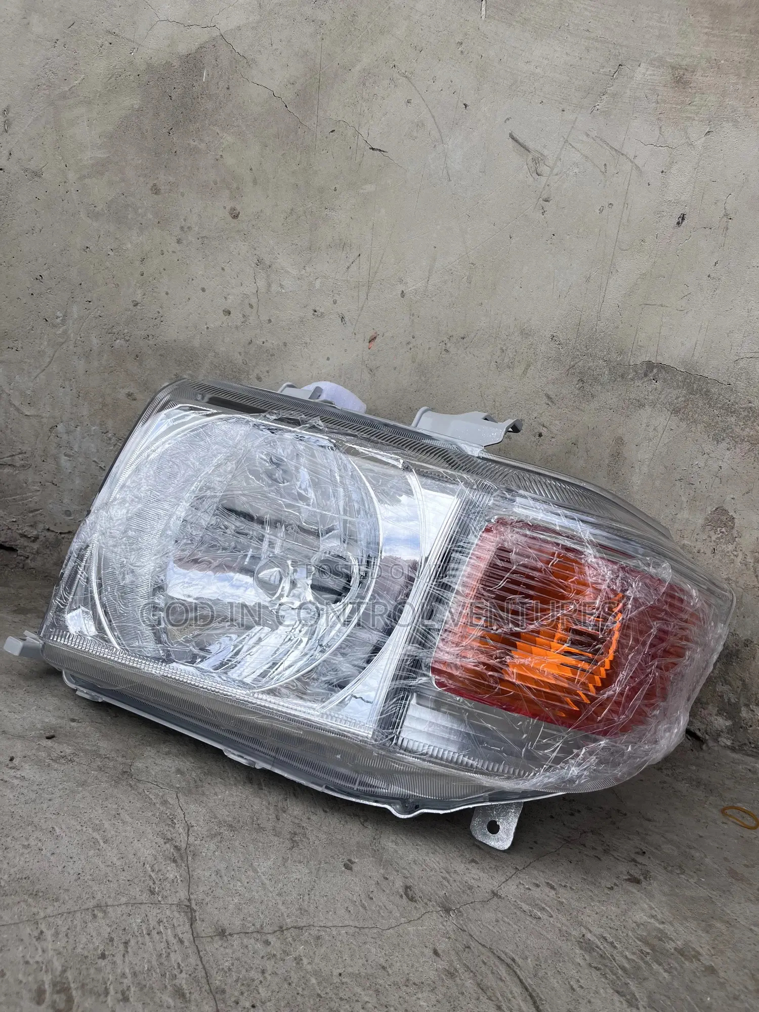 Land Cruiser Fj 70 Headlight Pair