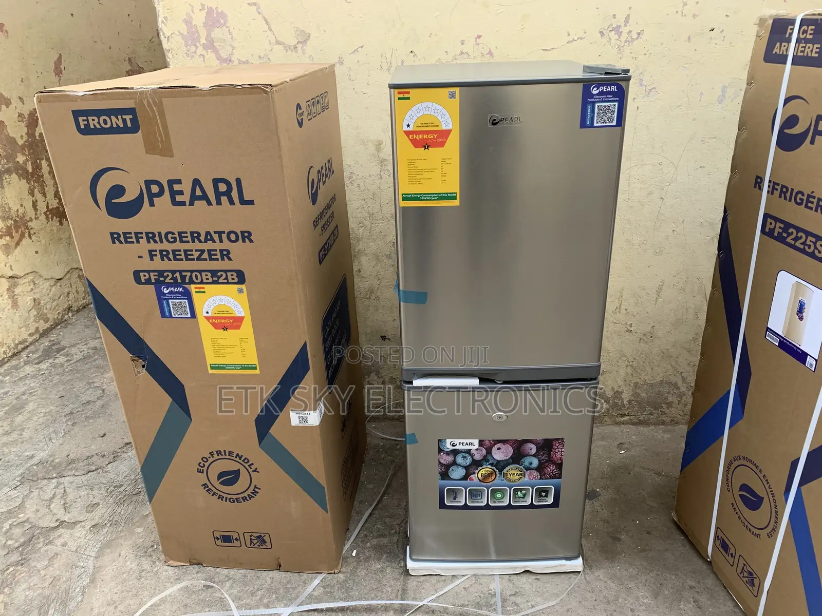 Durable 125 Liters Double Door Fridge Pf-2170b-2b