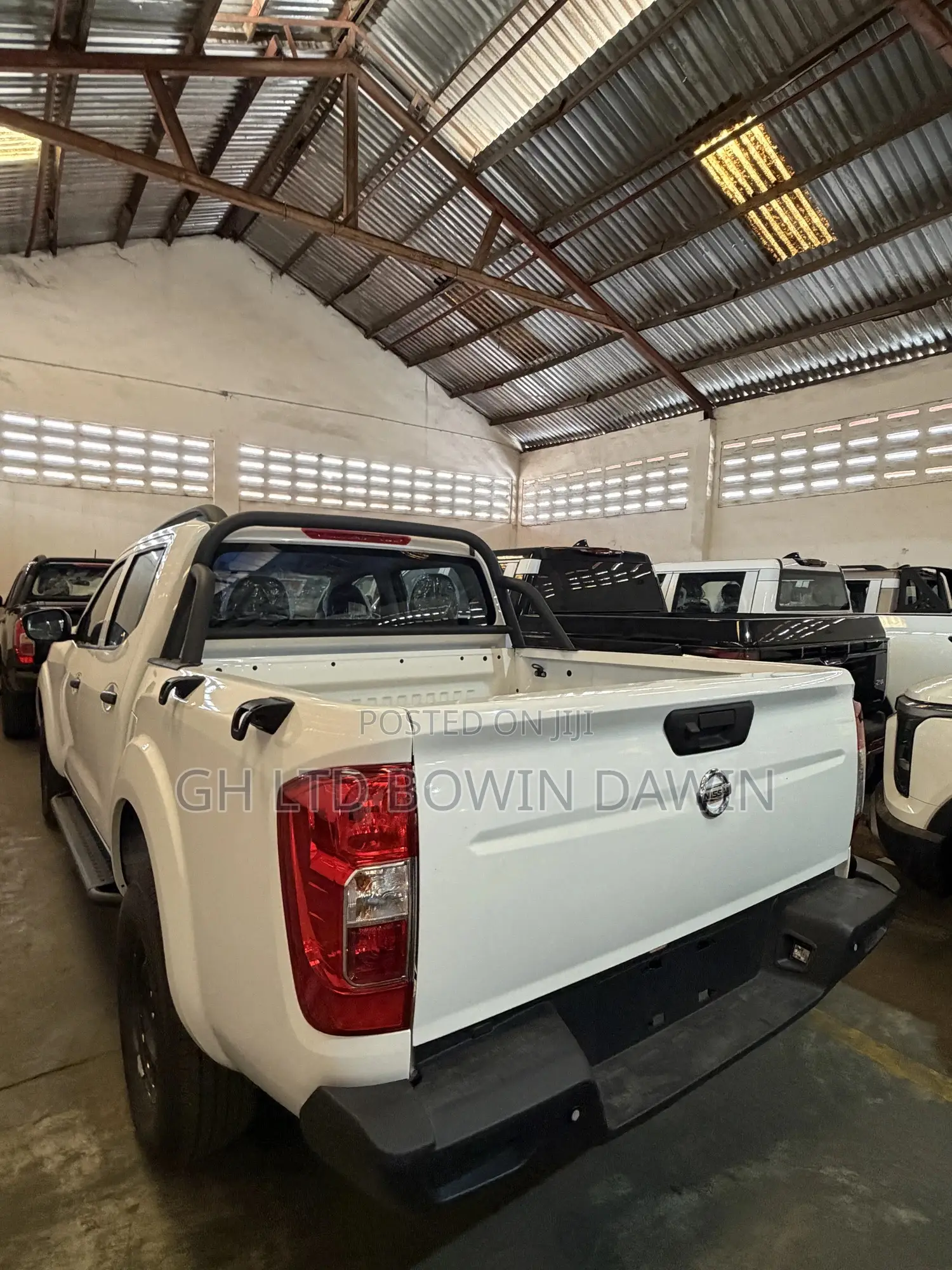 New Nissan Pick-Up 2025 White
