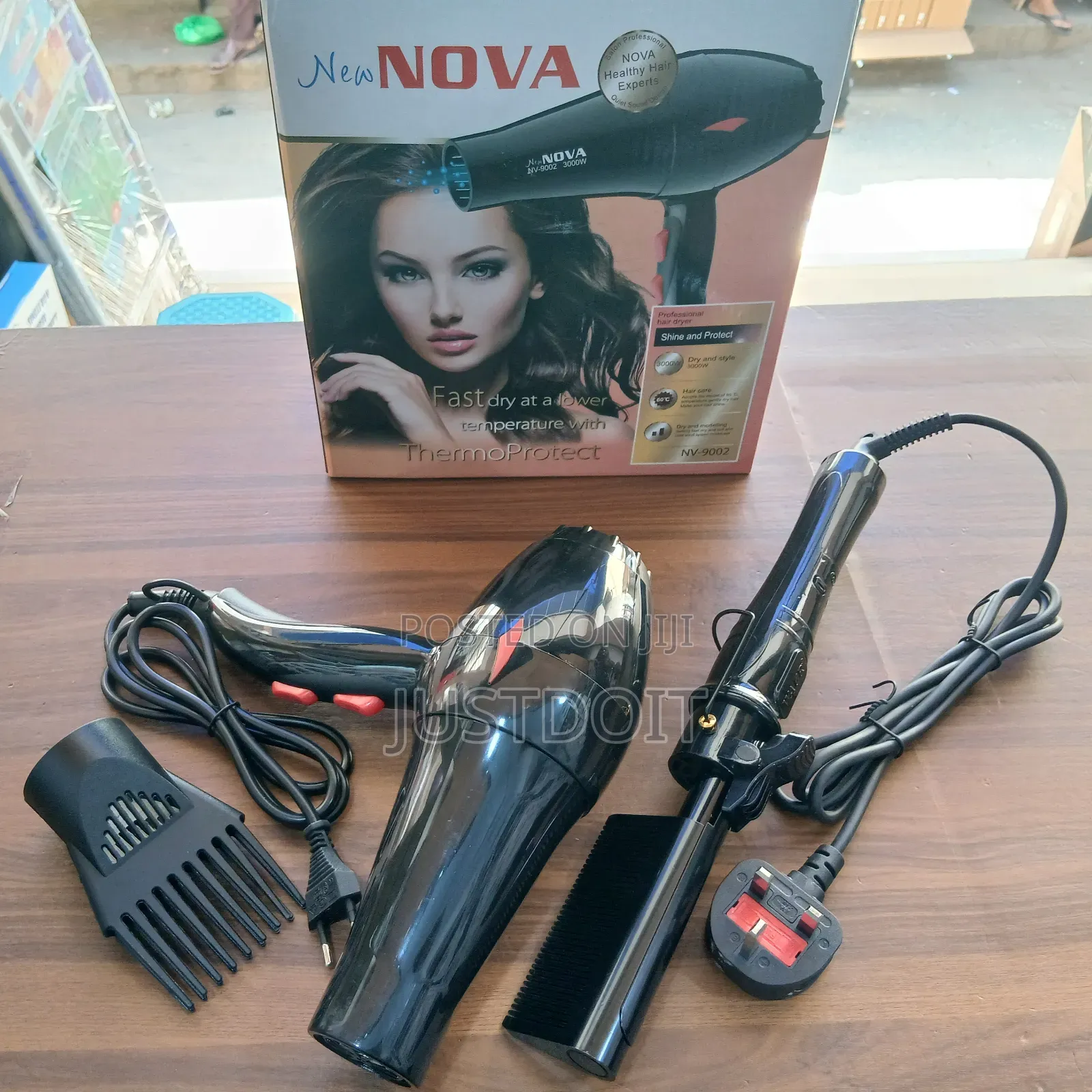 Waer Hot Comb With Curler + Nova Hair Dryer