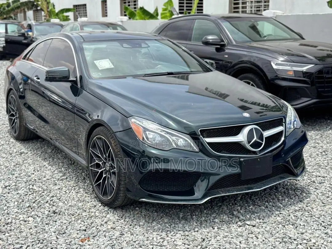 Mercedes-Benz E550 2017 Green