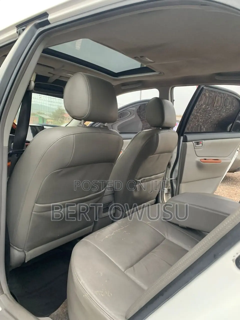 Toyota Corolla 2010 White