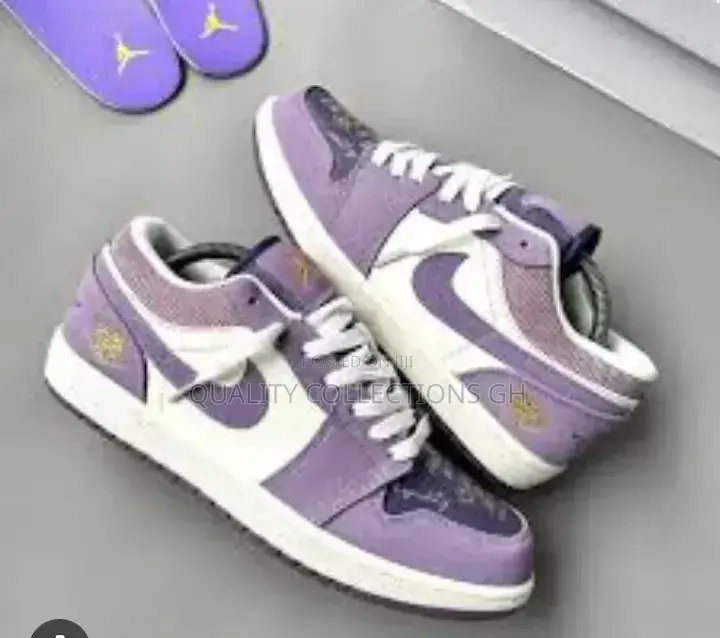 Air Jordan 1 Low Unity