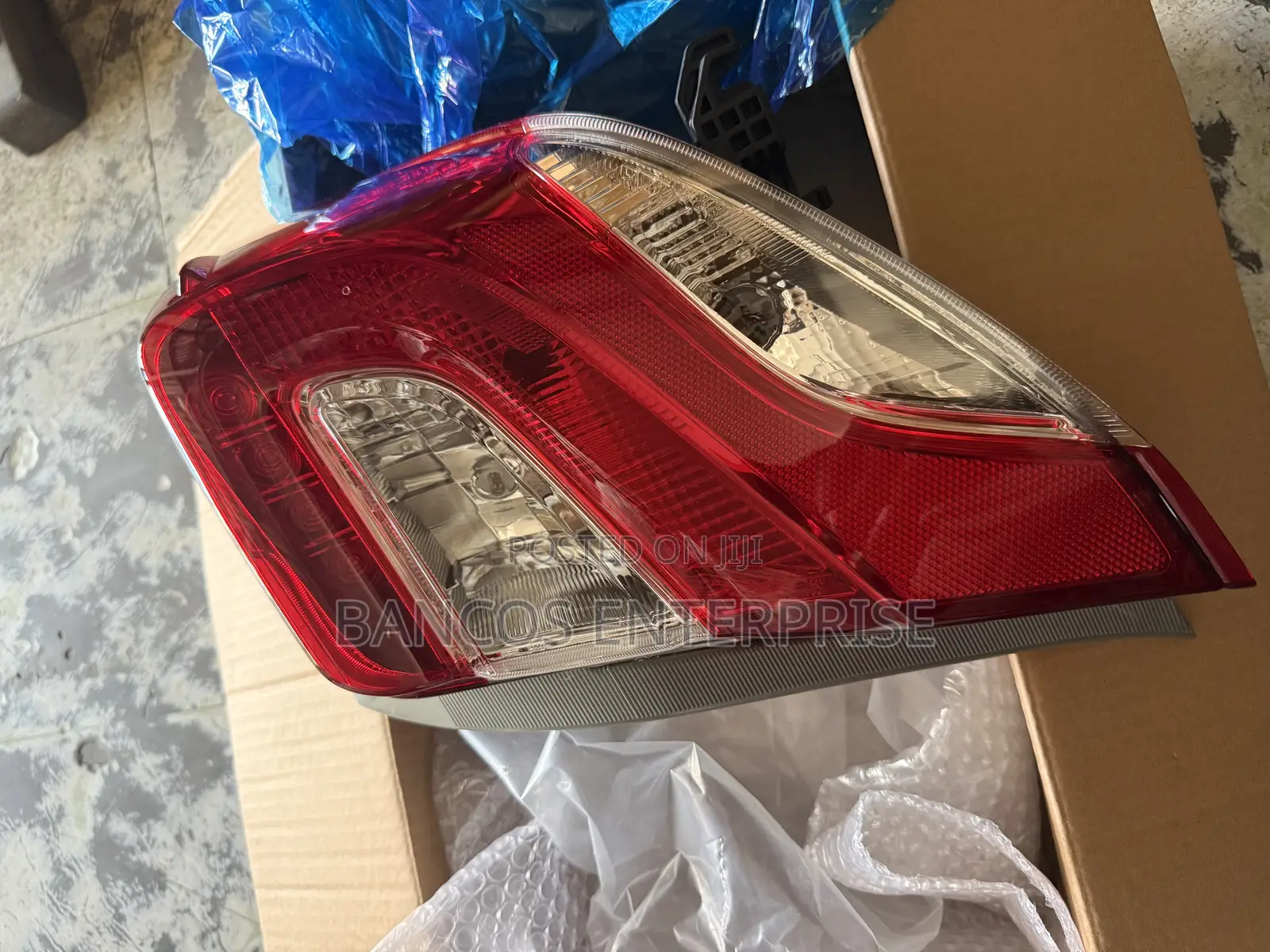 Toyota Vitz 2016-2018 Tail Light