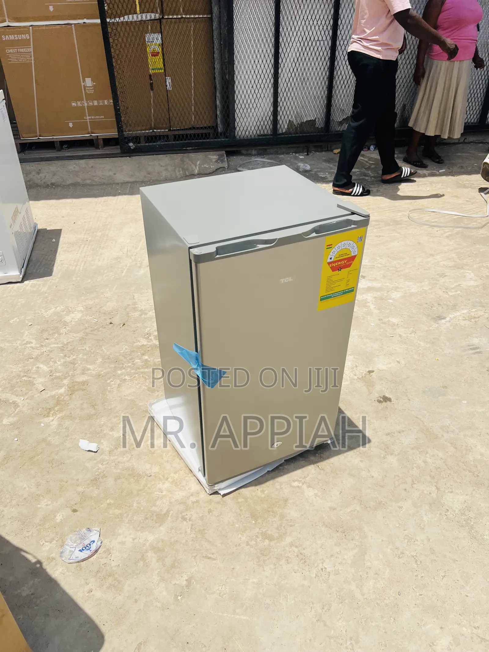Durable and Affordable TCL Single Door Refrigerator(90liter).