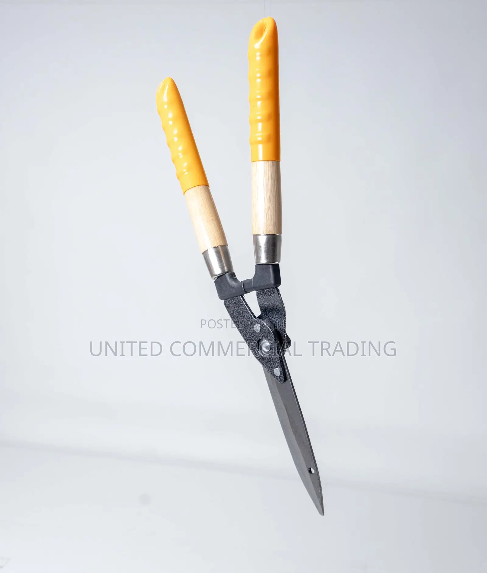 Hedge Shears With Wooden Handle