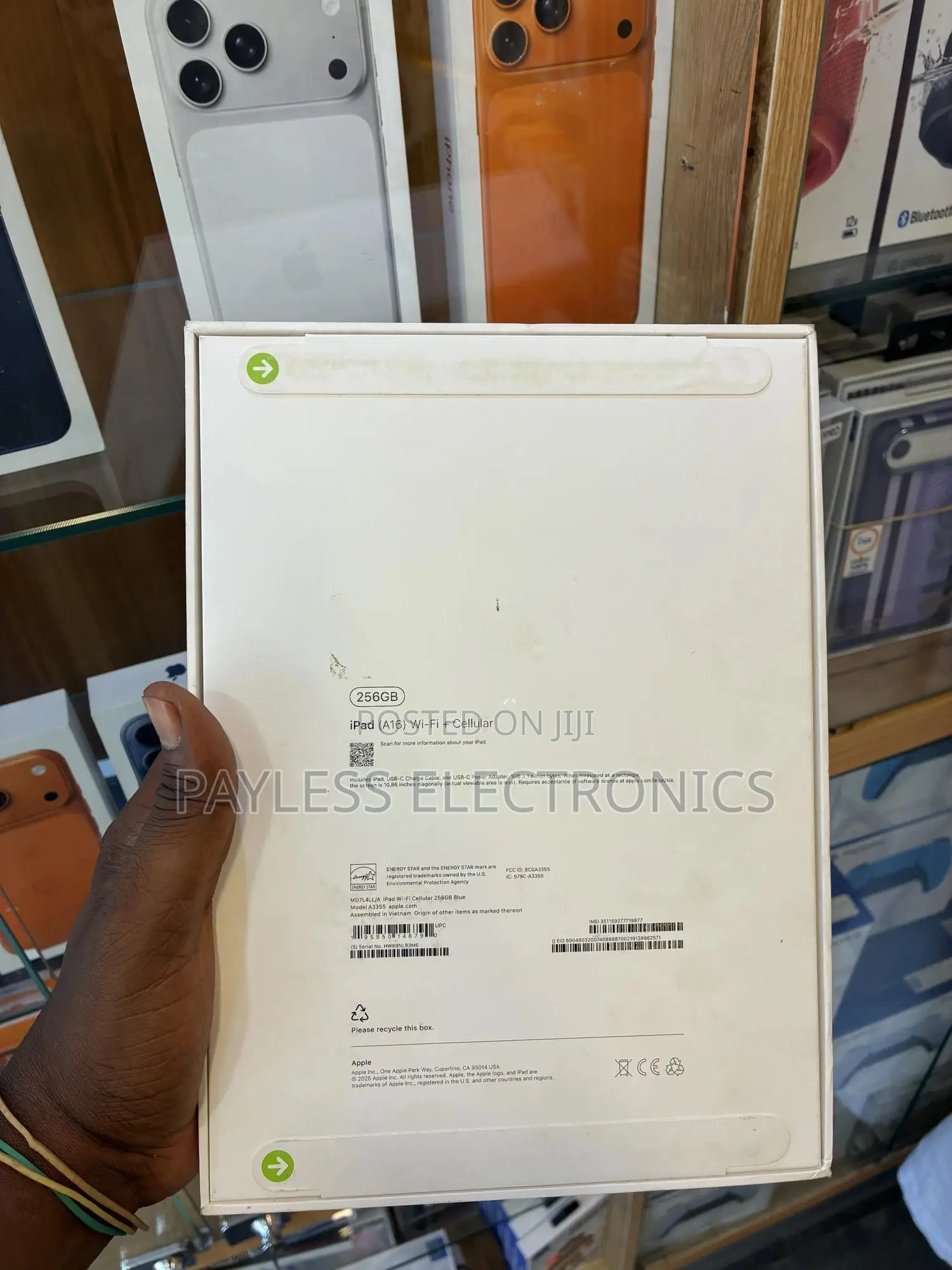 New Apple iPad (2025) 256 GB
