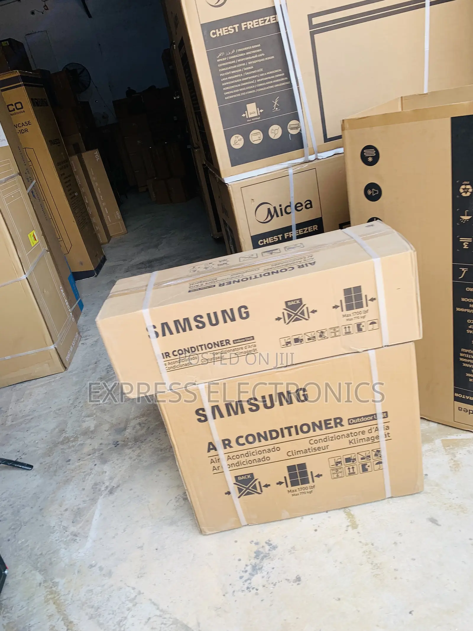 Available Now at Store Samsung 1.5hp Split R410