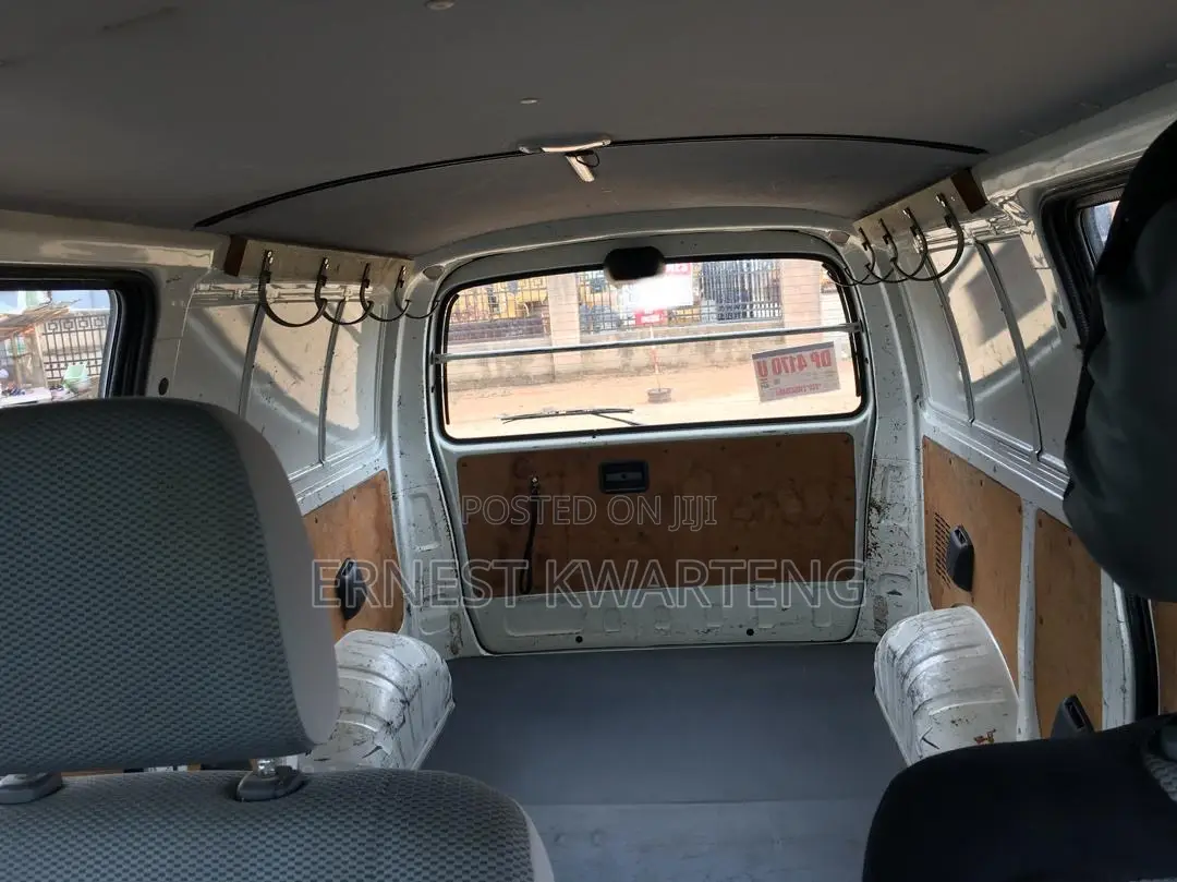 Toyota HiAce 2009 Grey