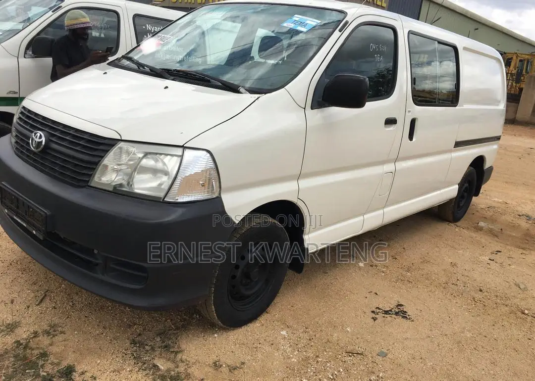 Toyota HiAce 2009 Grey