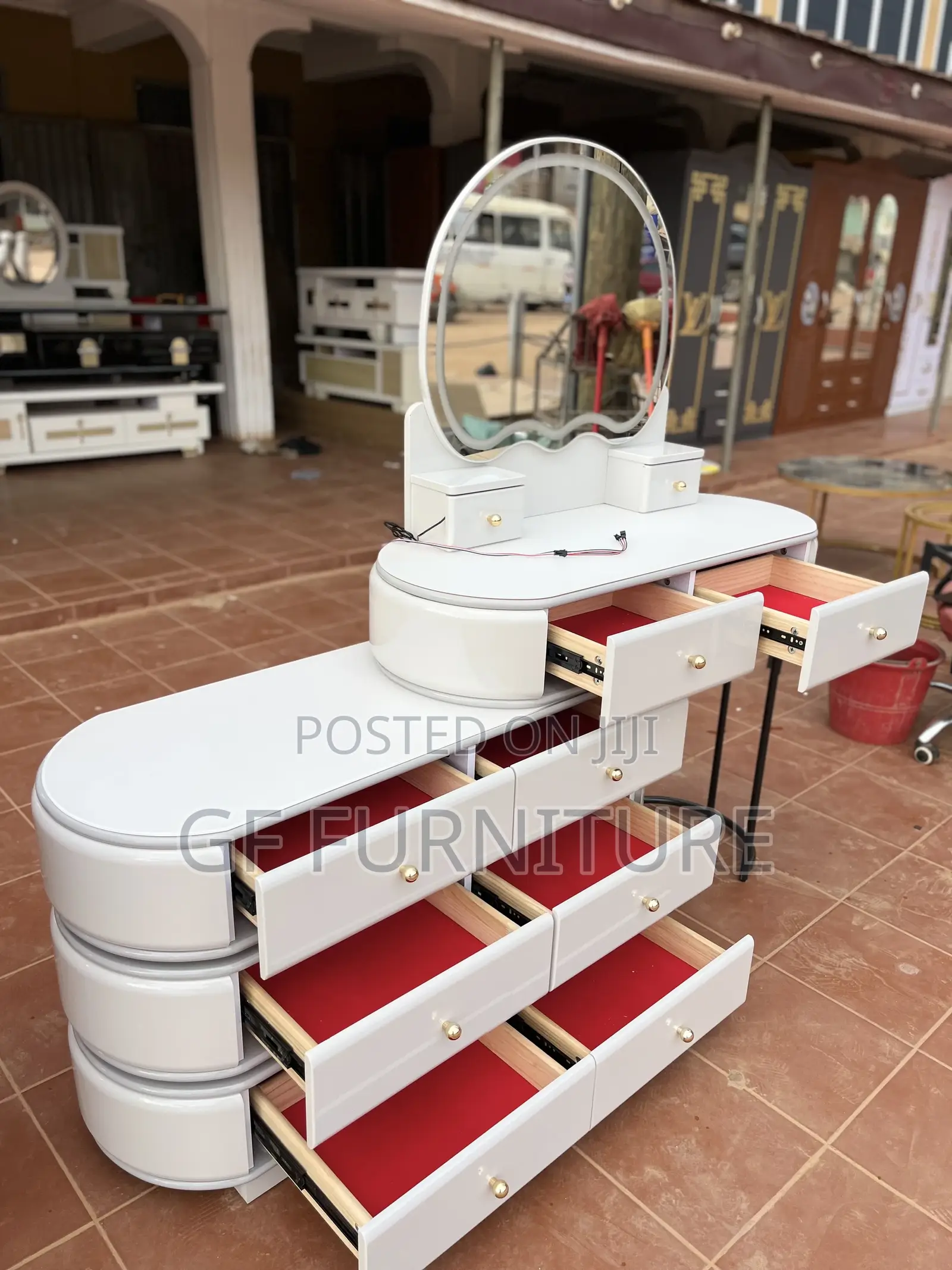 The Ultimate High-Gloss Led Dressing Mirror Set