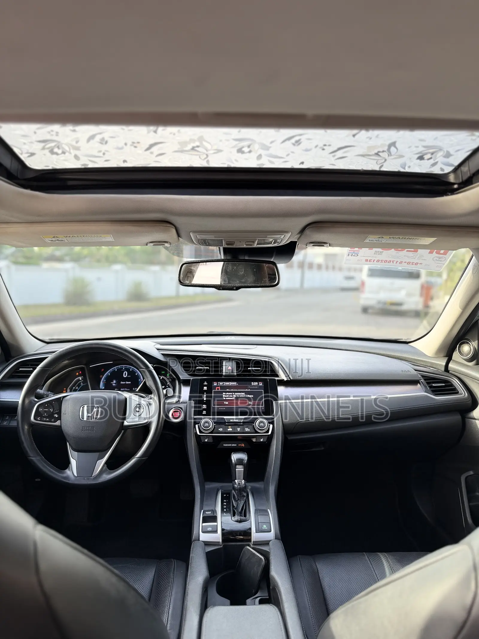 Honda Civic Touring 4dr Sedan (1.5L 4cyl) 2017 Silver