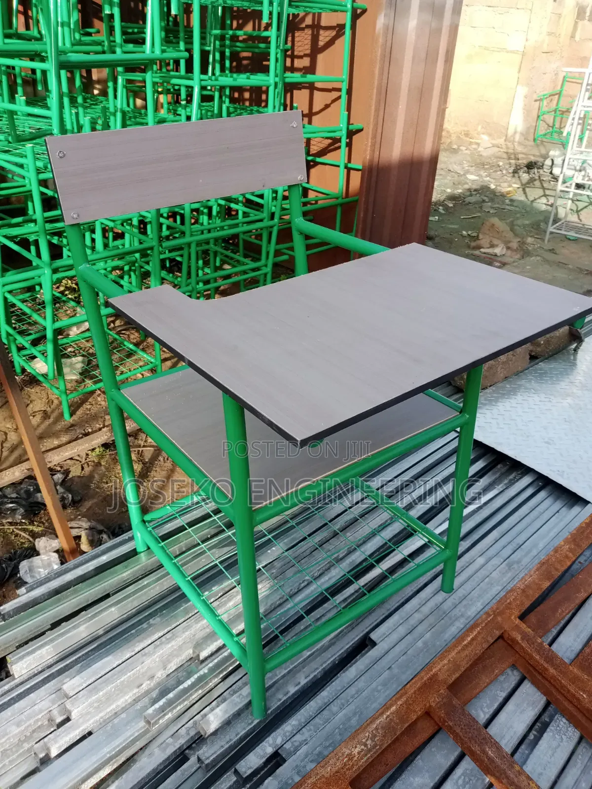 High Quality Flip Desk