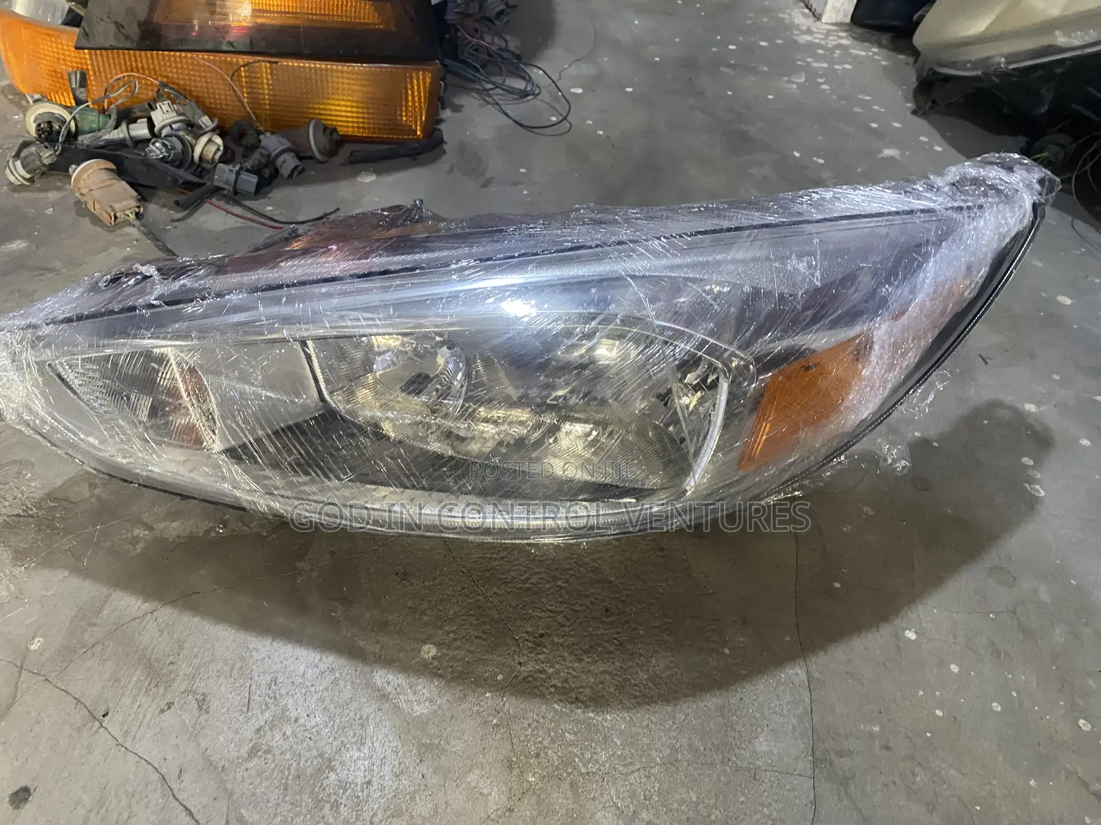 Ford Focus 2017 Headlight