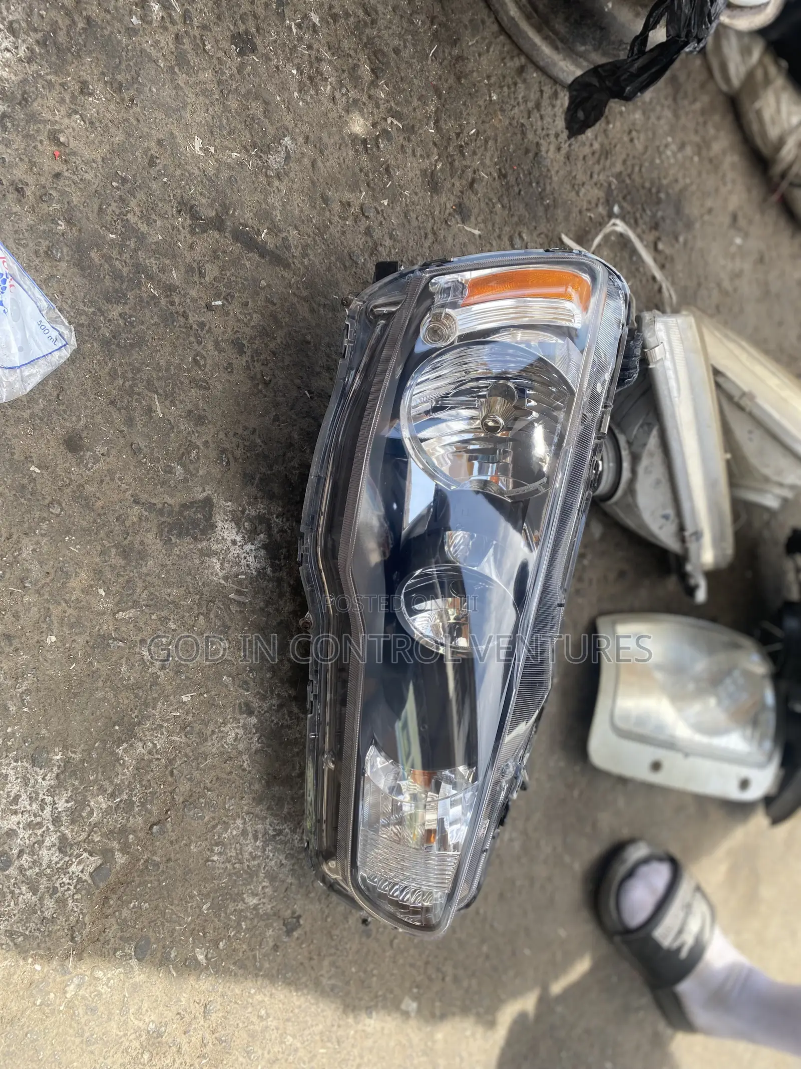 Mitsubishi Lancer 2008-2012 Headlight