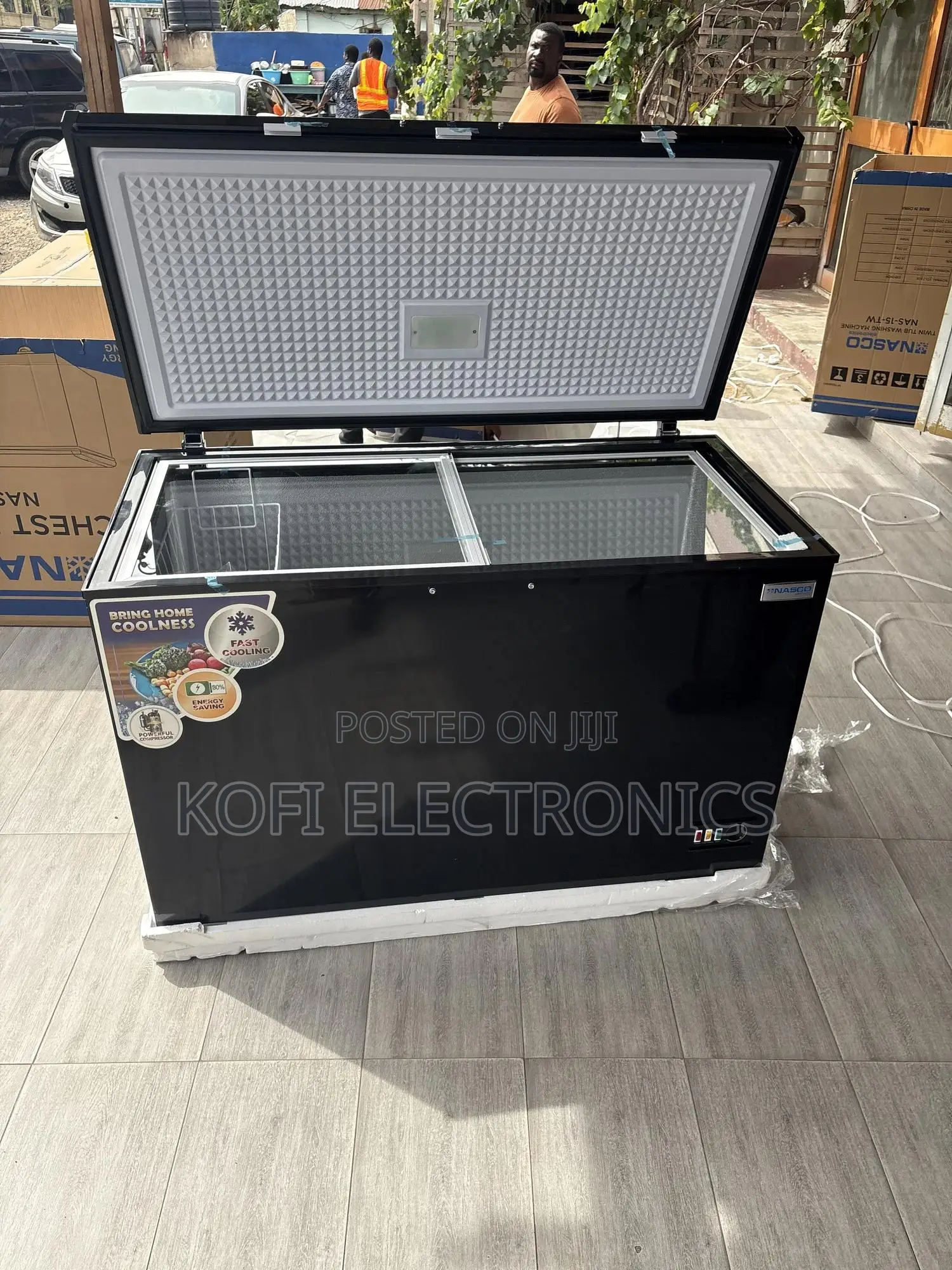 Preserve Food Longer Even During Power Outage.Nasco Chest Freezer 400l