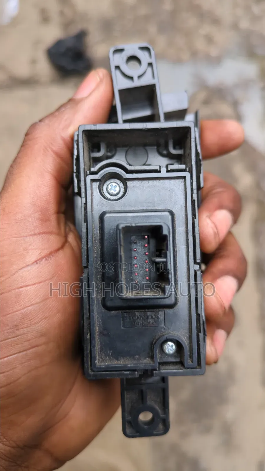 Honda CRV 2017-2022 Electronic Handbrake Switch.