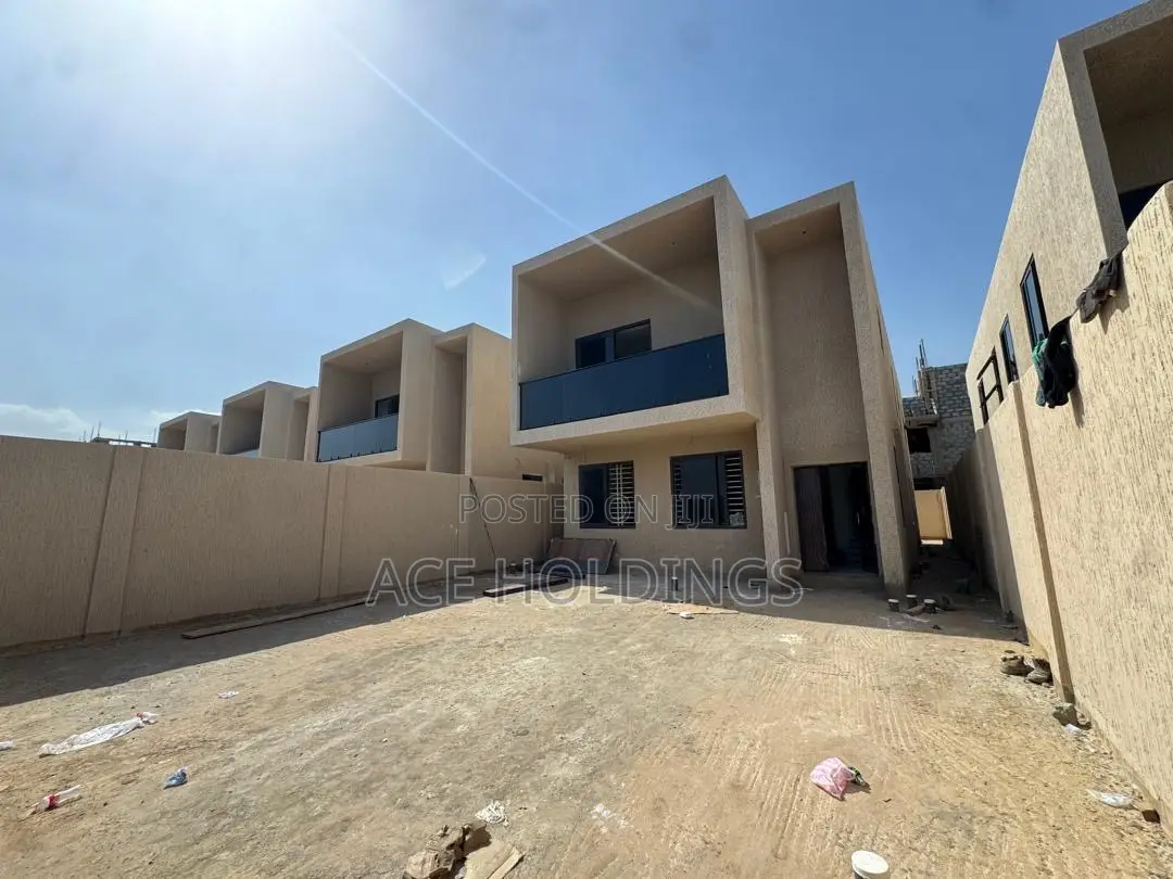 4bdrm House in East Legon Hills for sale