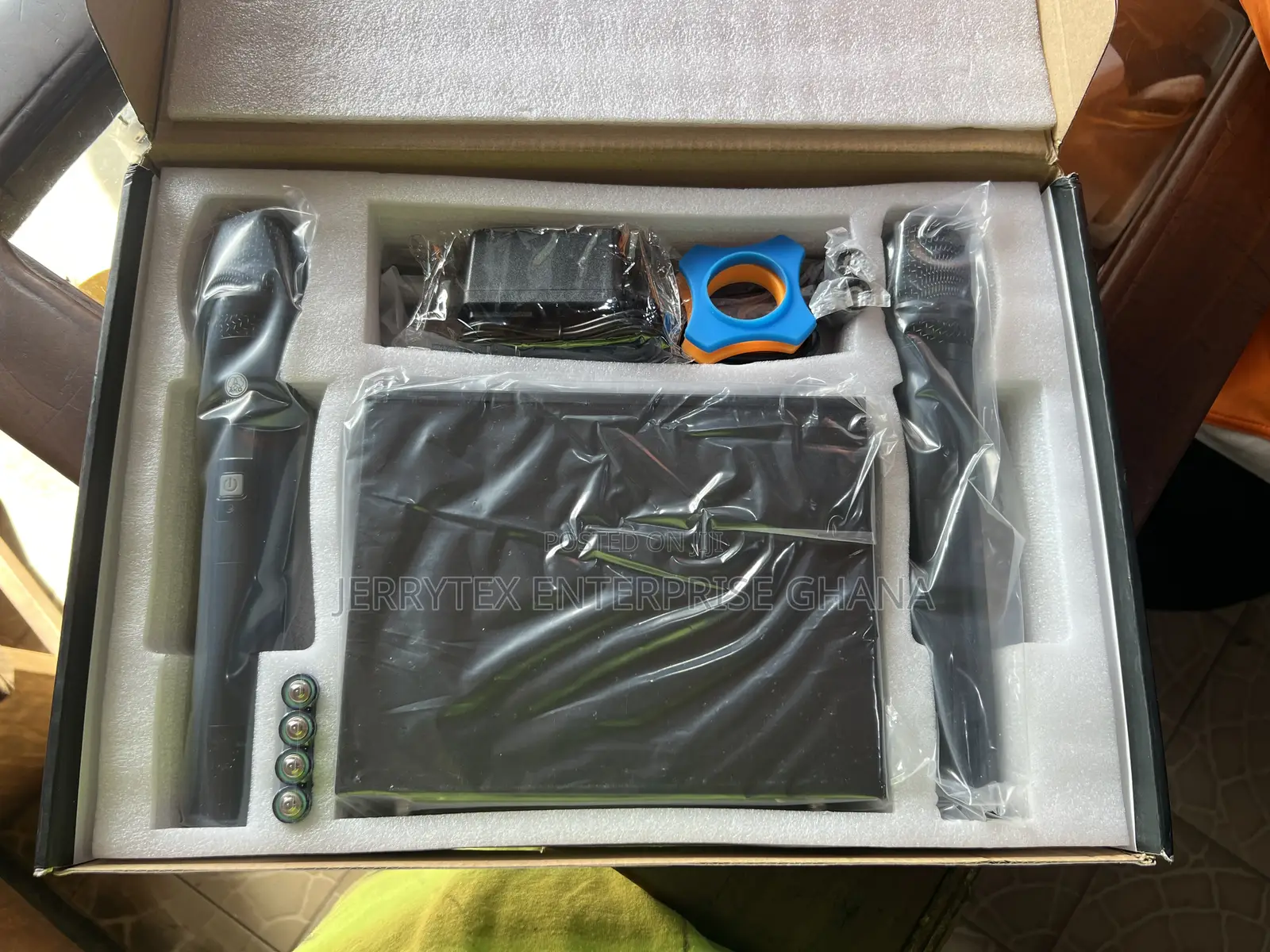 Akg Dsm100 Dual Wireless Microphone