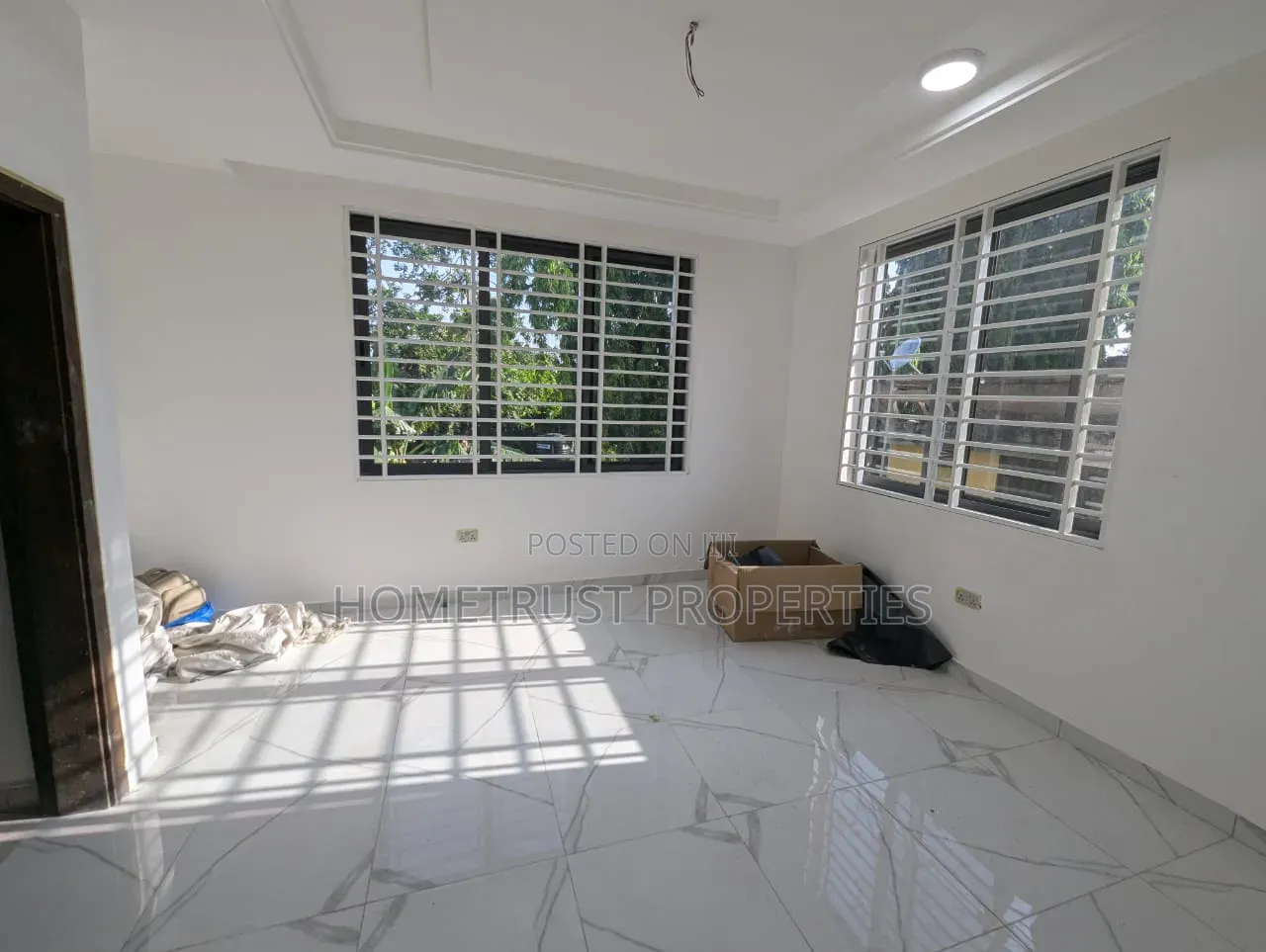 3bdrm Duplex in Achimota Cfc, The Mall for sale