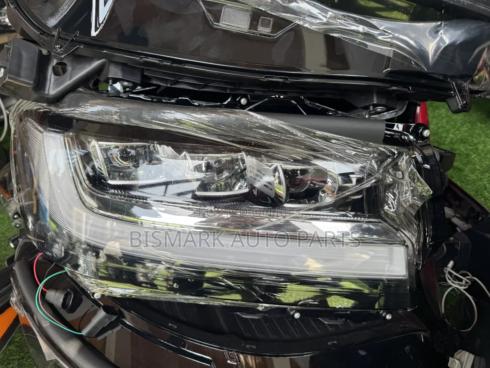 Toyota Land Cruiser 300 2022 2023 2024 2025 Headlight