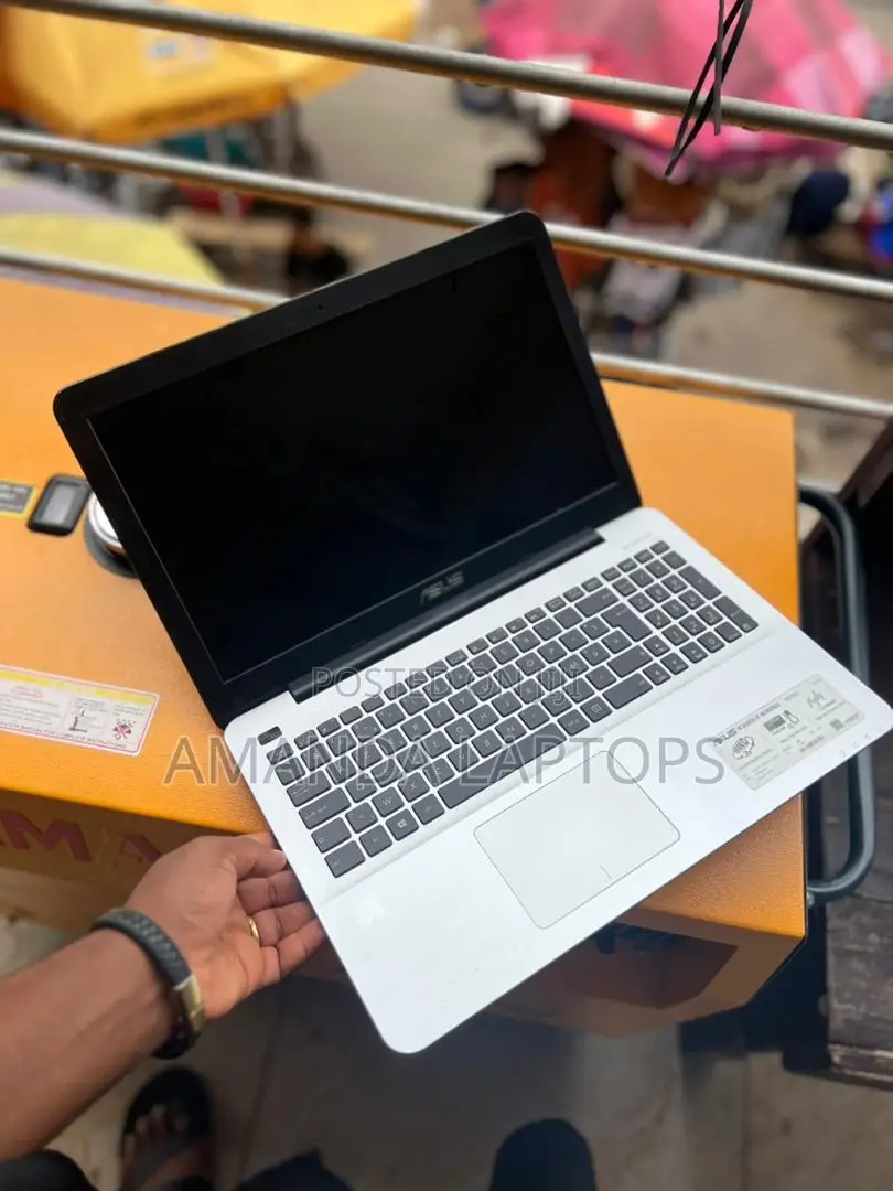 New Laptop Asus A42F 8GB Intel Core i5 HDD 500GB