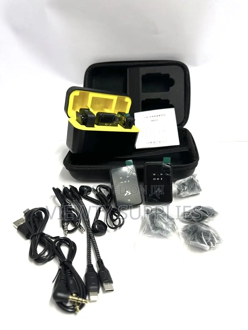 4 Mics 3-in-1 100 Meters Wireless Lapel Microphones With Battery Case
