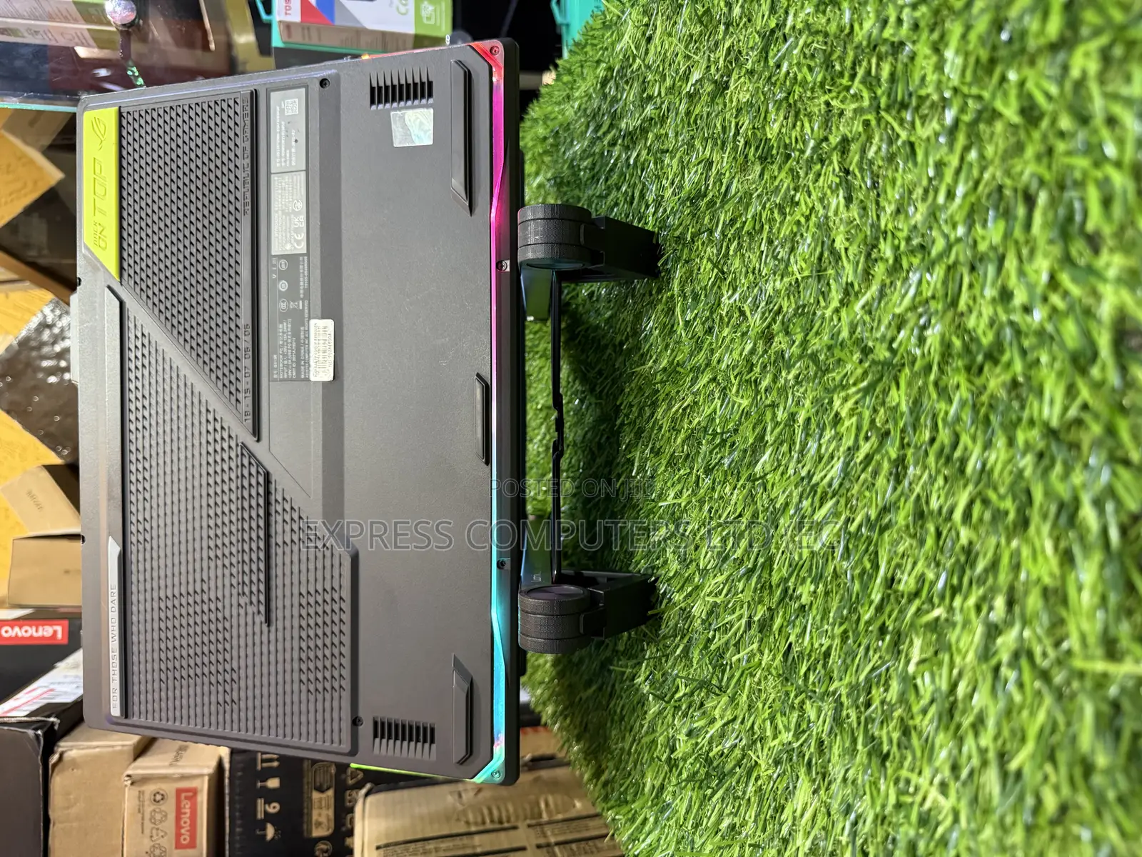 Laptop Asus ROG Strix G15 G512 24GB AMD Ryzen 9 SSD 1T