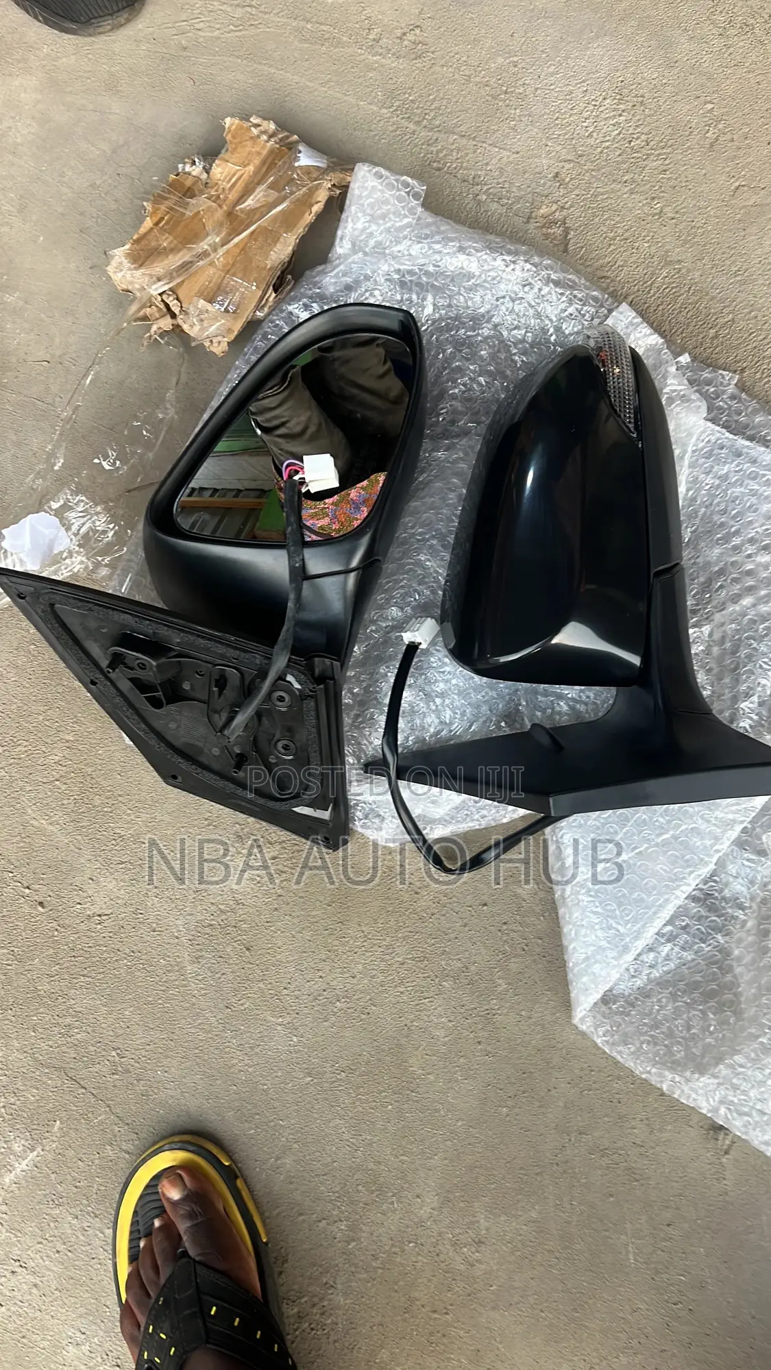 Corolla 2014-2018 Side Mirror With Indicator Light