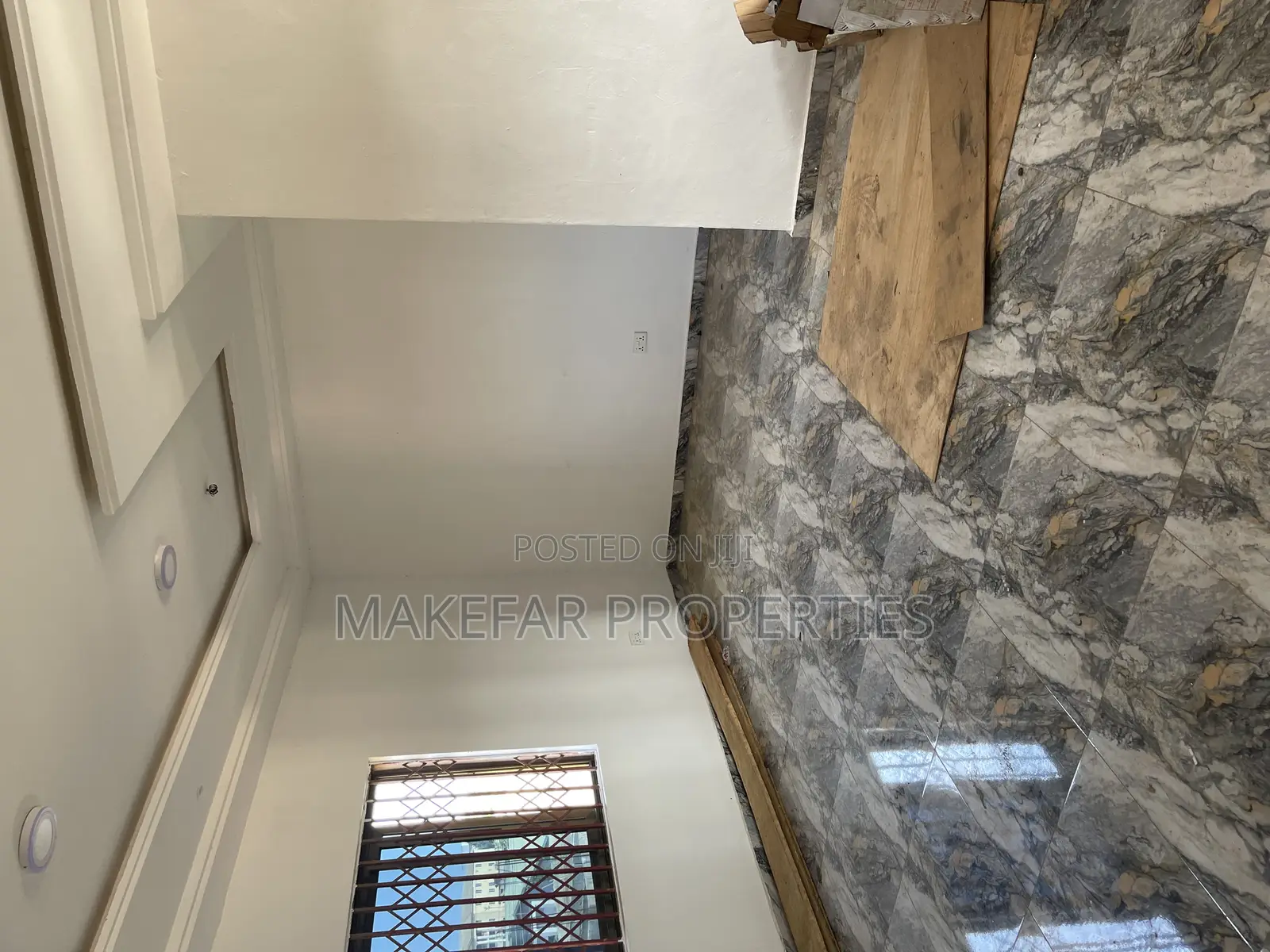 2bdrm Apartment in Lake Side Estate for rent