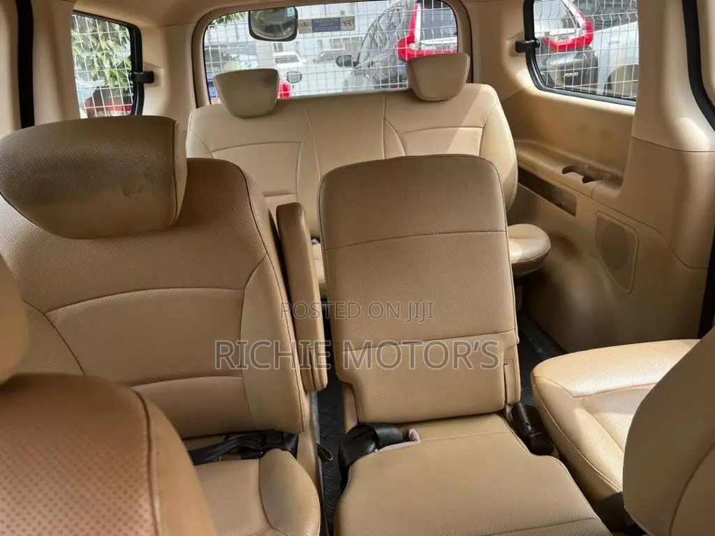Hyundai H1 2020 Black