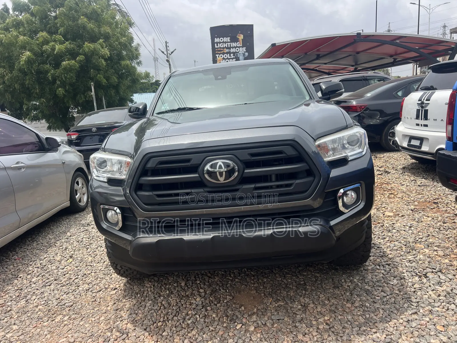 Toyota Tacoma SR 2019 Gray